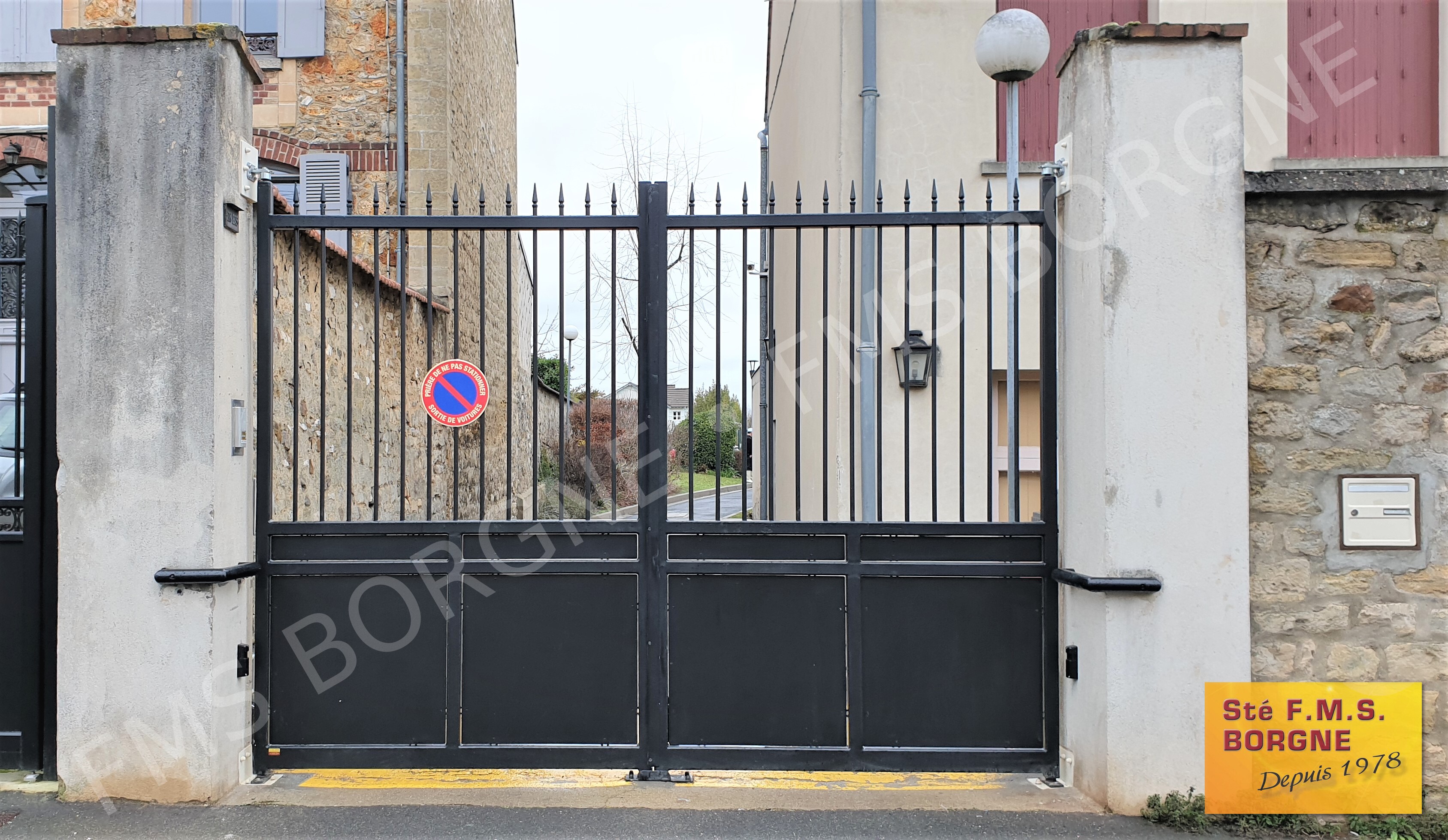 PORTAILS-ET-CLOTURES-EN-METAL-0002
