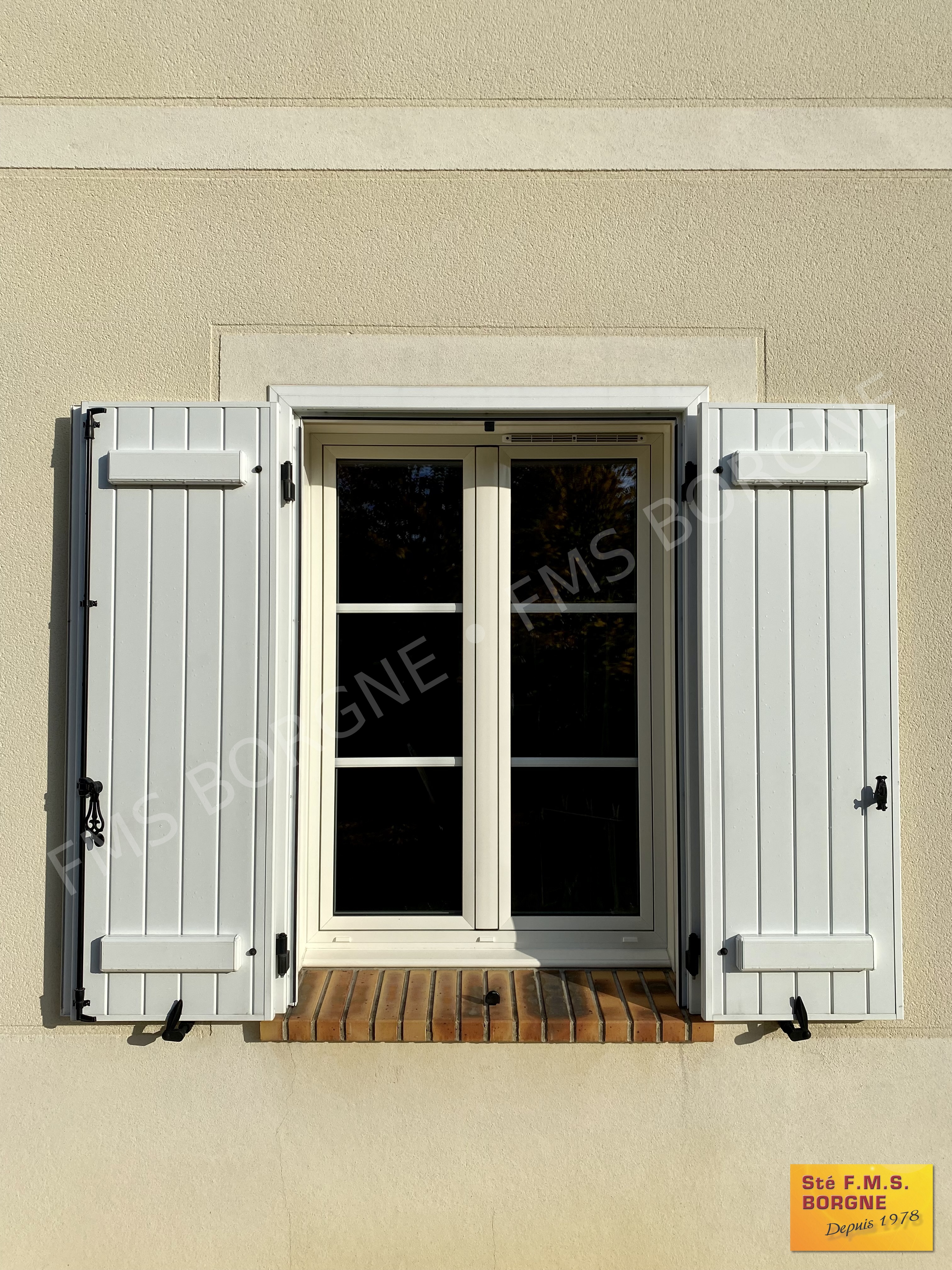 FENETRES-ET-PORTES-FENETRES-MENUISERIES-ALUMINIUM-OUVRANTES-0024