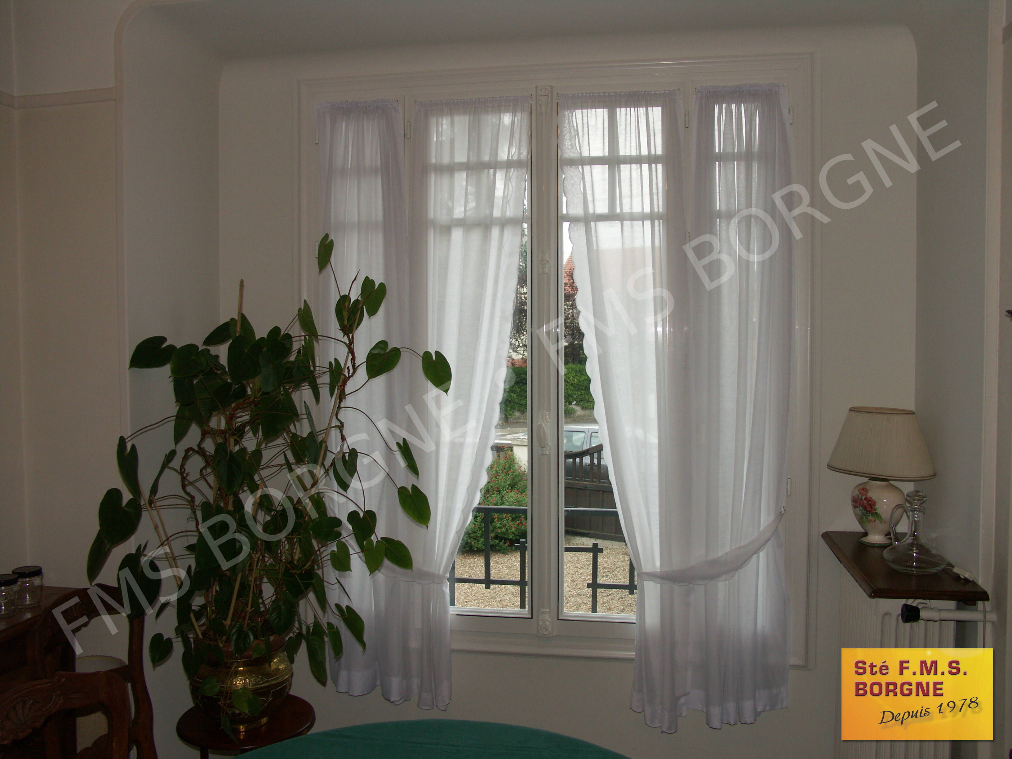 FENETRES-ET-PORTES-FENETRES-MENUISERIES-PVC-PARTICULIERES-0017