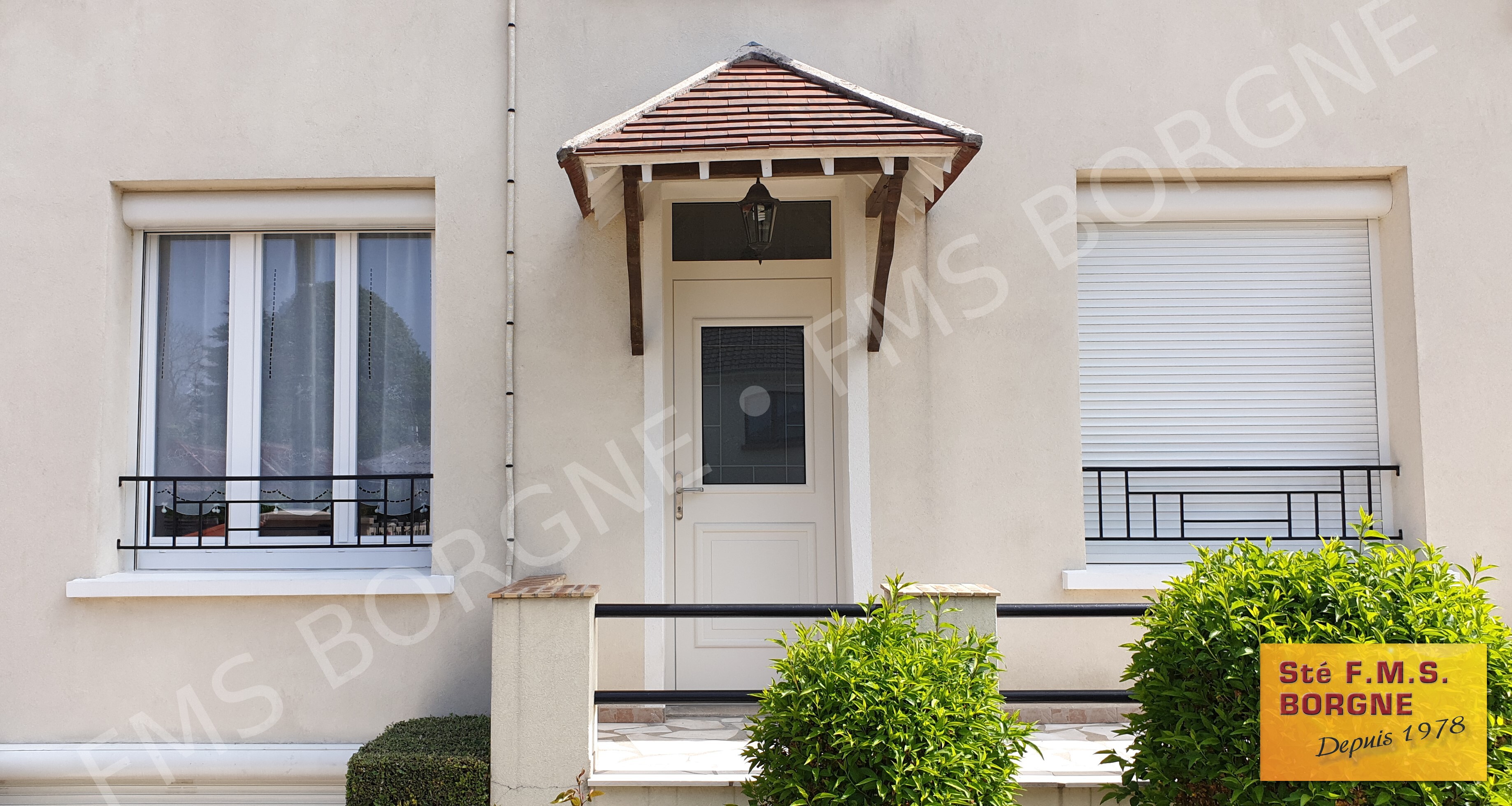 FENETRES-ET-PORTES-FENETRES-MENUISERIES-PVC-VUE-EXTERIEURE-0029