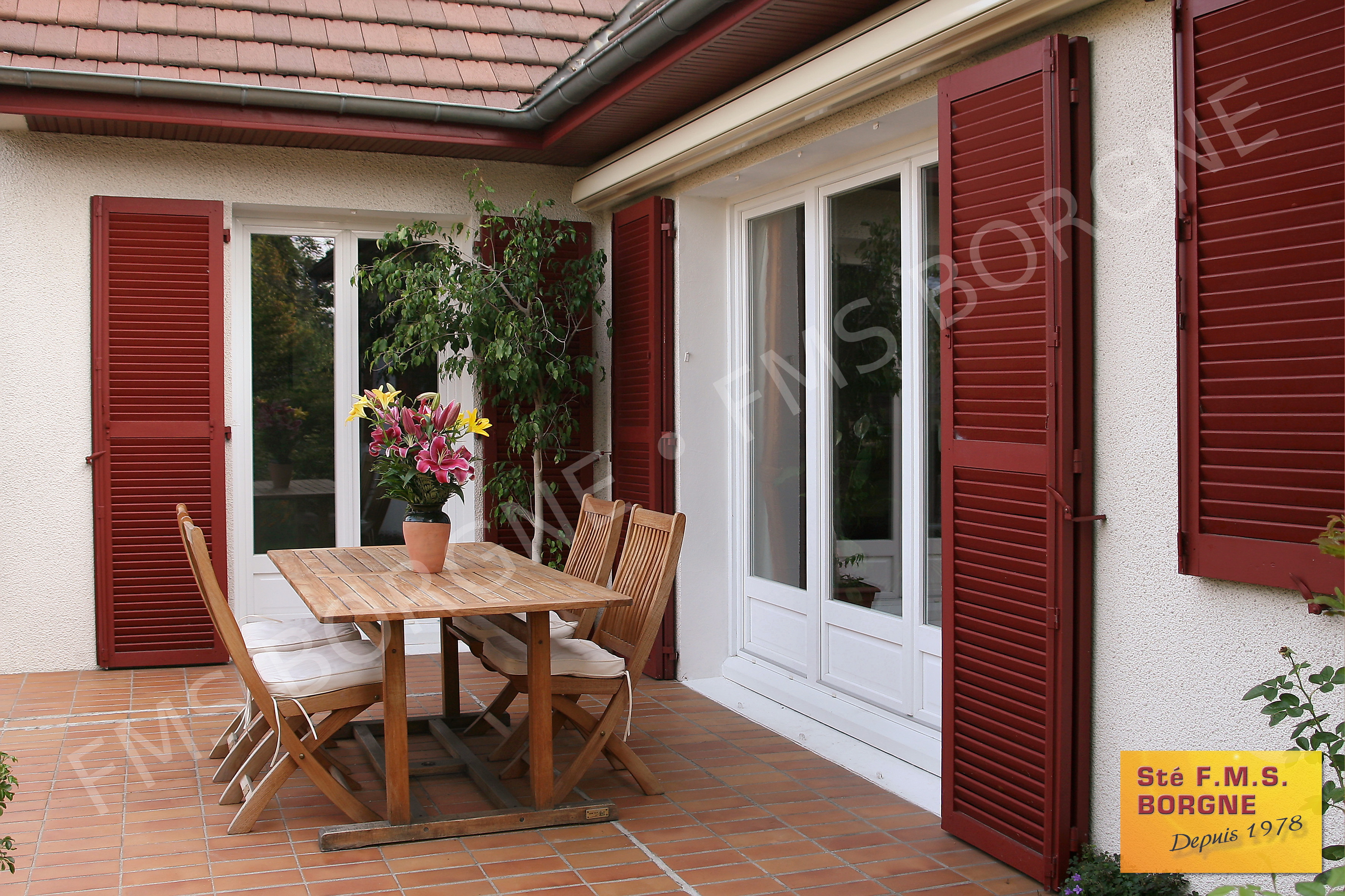 FENETRES-ET-PORTES-FENETRES-MENUISERIES-PVC-VUE-EXTERIEURE-0060
