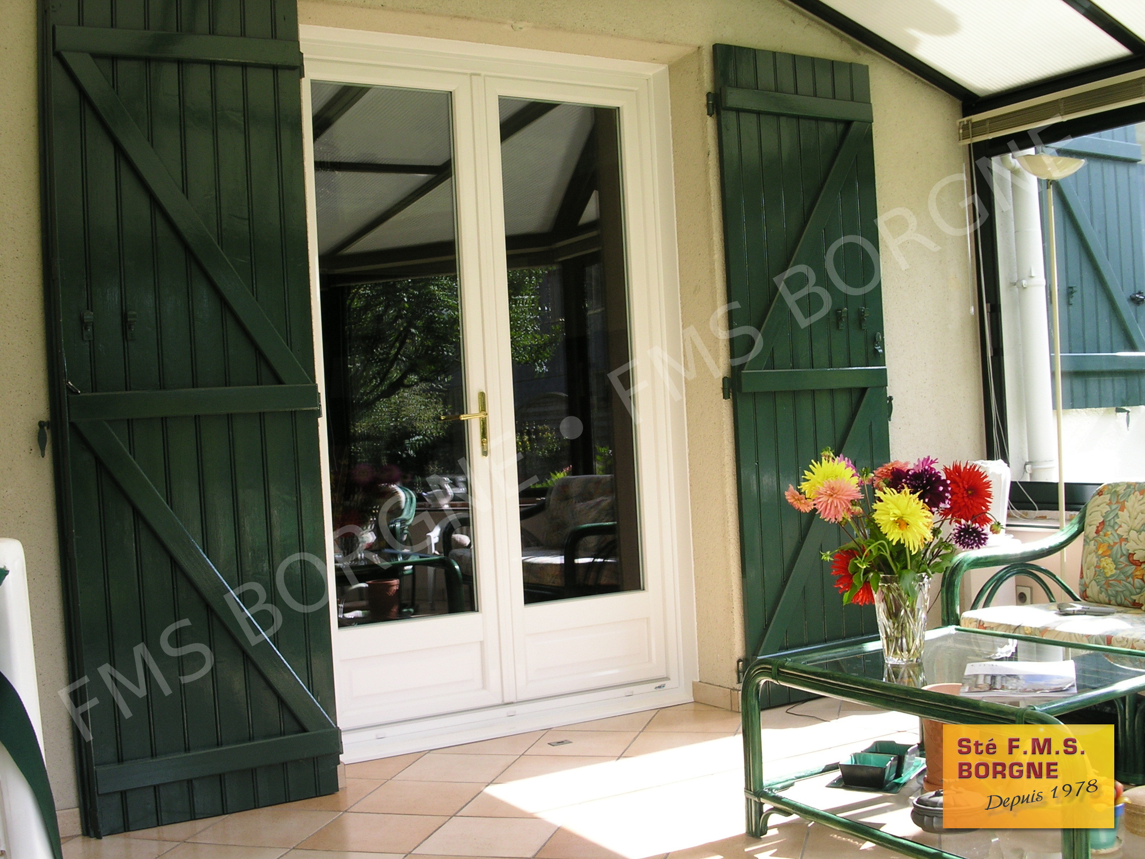 FENETRES-ET-PORTES-FENETRES-MENUISERIES-PVC-VUE-EXTERIEURE-0049
