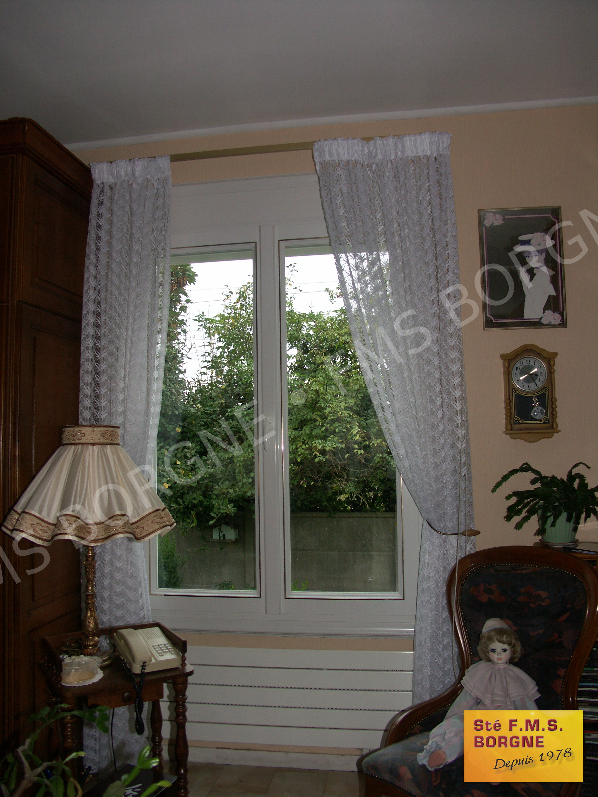FENETRES-ET-PORTES-FENETRES-MENUISERIES-PVC-VUE-EXTERIEURE-0077