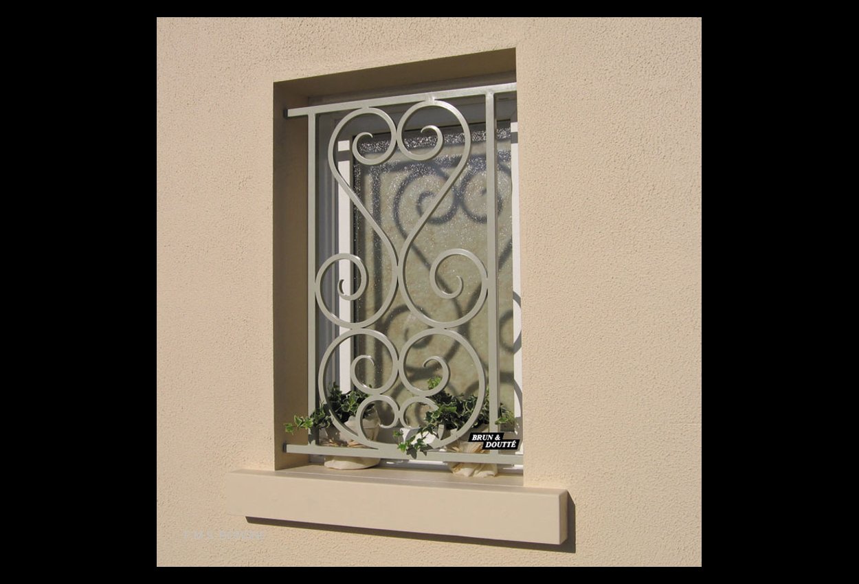 GRILLES-DE-DEFENSE-0005