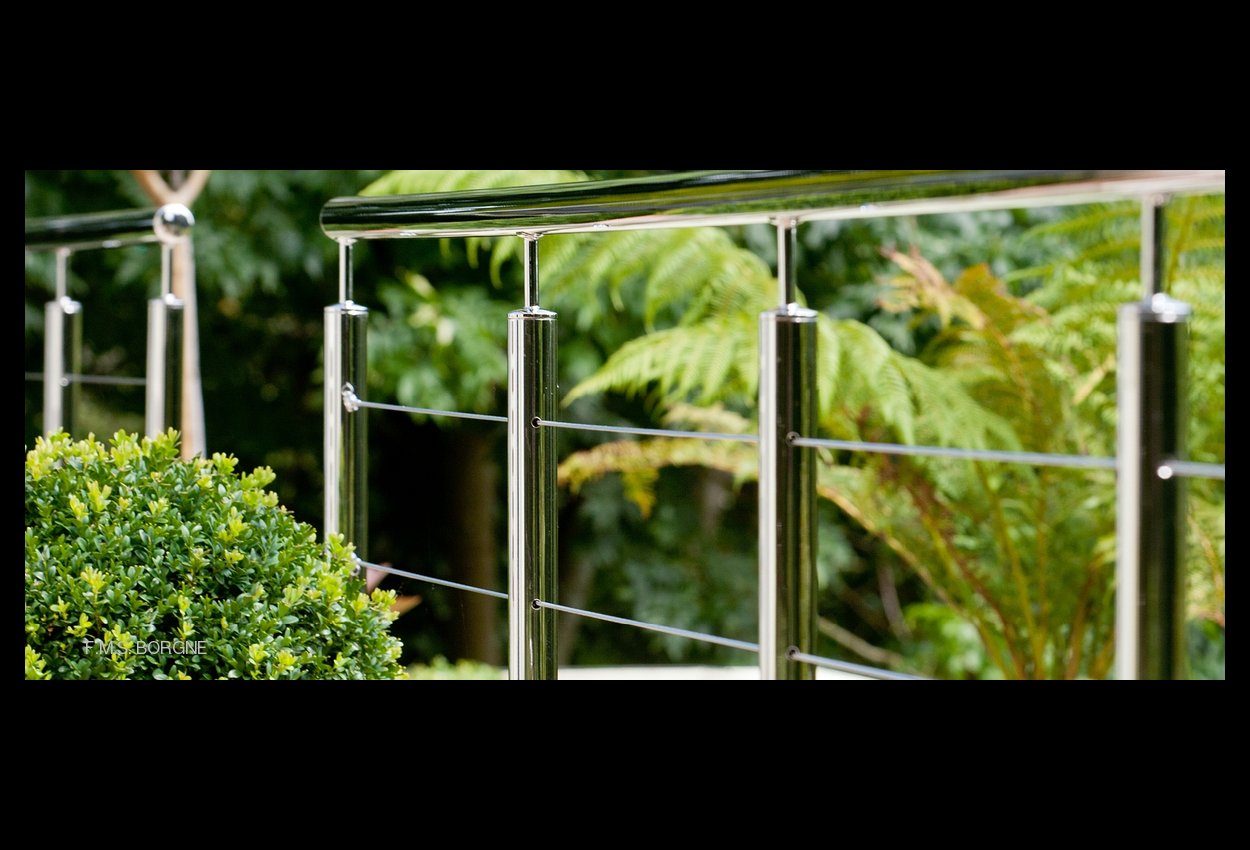 GARDE-CORPS-BALCONNETS-BARRES-D-APPUIS-MAIN-COURANTE-INOX-0011