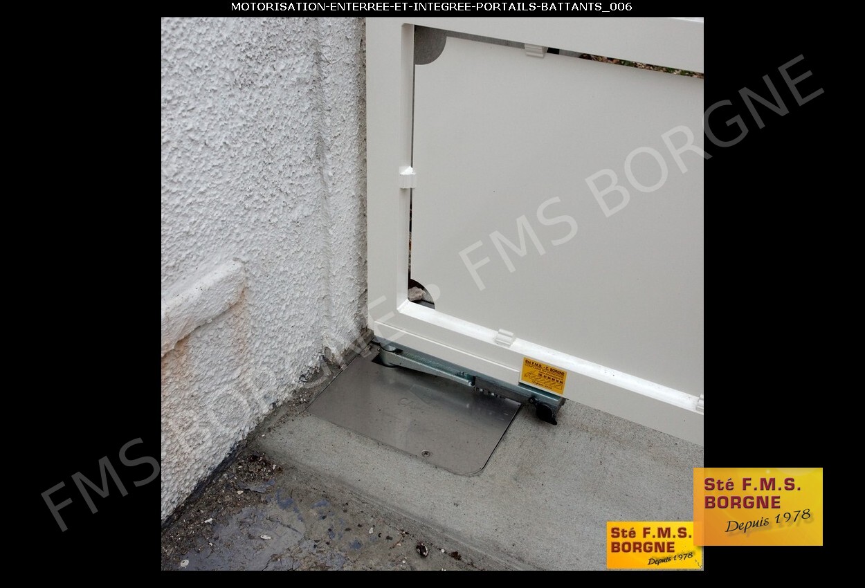 MOTORISATION-APPARENTE-PORTAILS-BATTANTS-0006