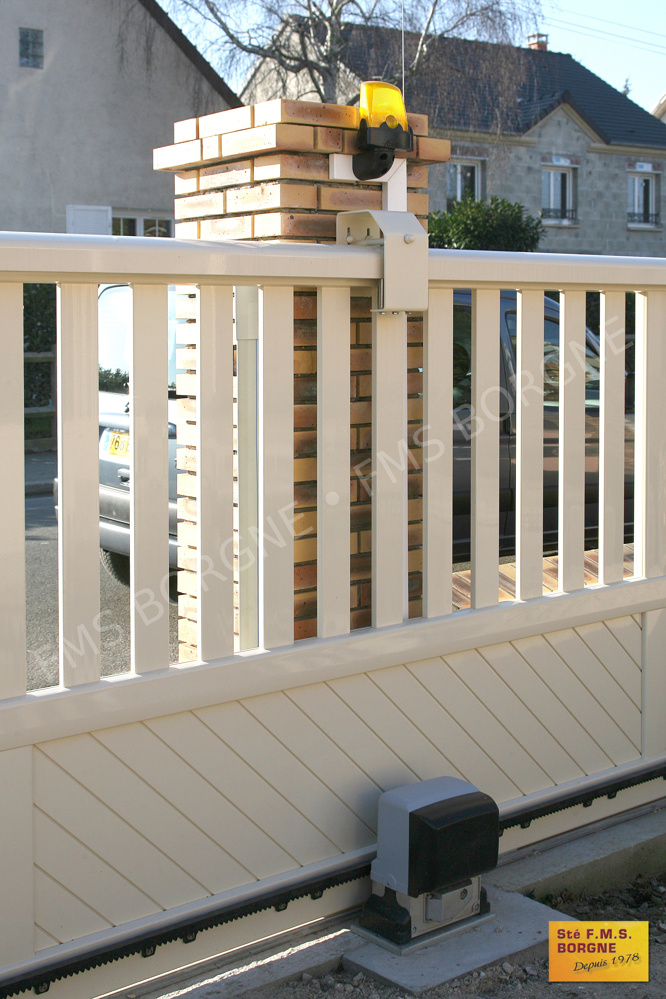 MOTORISATION-PORTAILS-COULISSANTS-0012