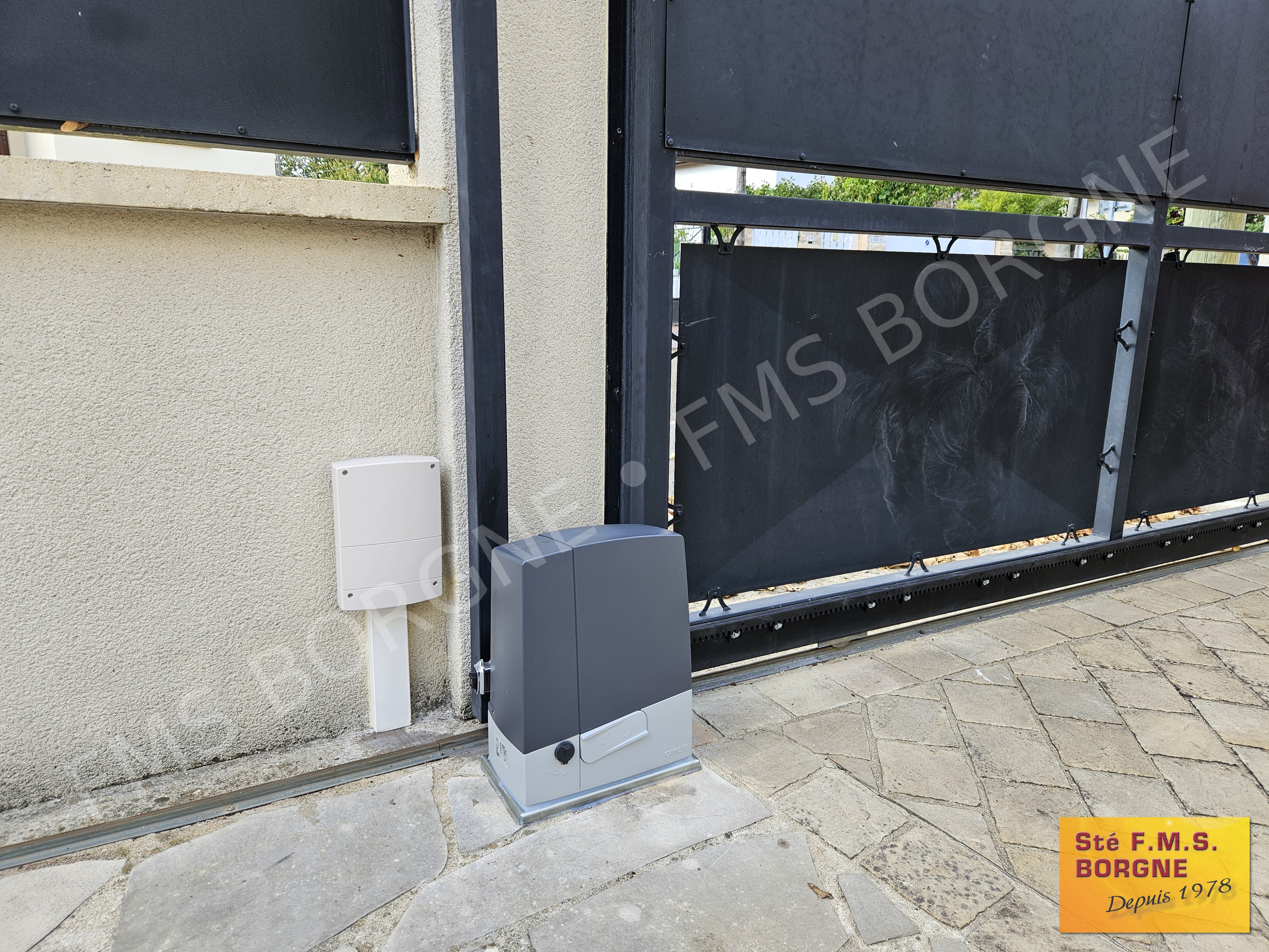 MOTORISATION-PORTAILS-COULISSANTS-0008