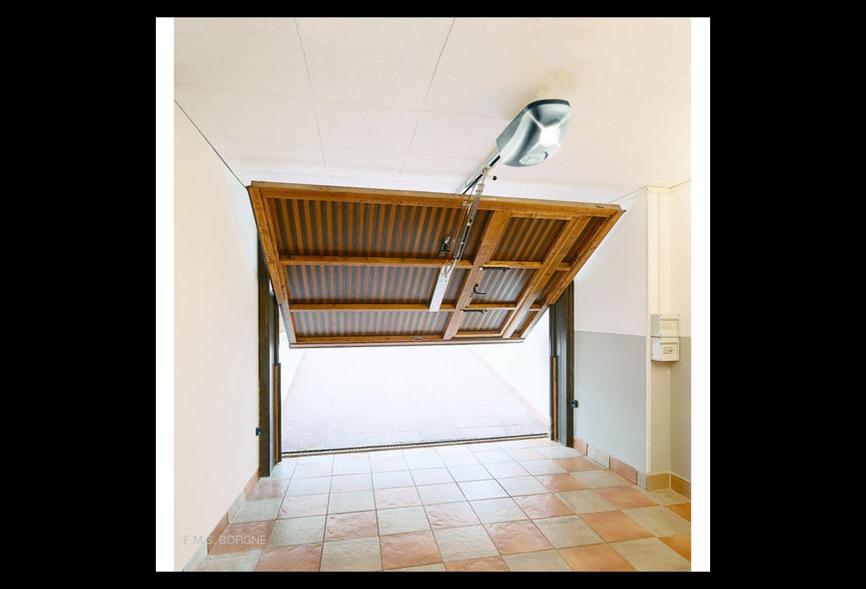 MOTORISATION-DE-PORTES-DE-GARAGE-0007
