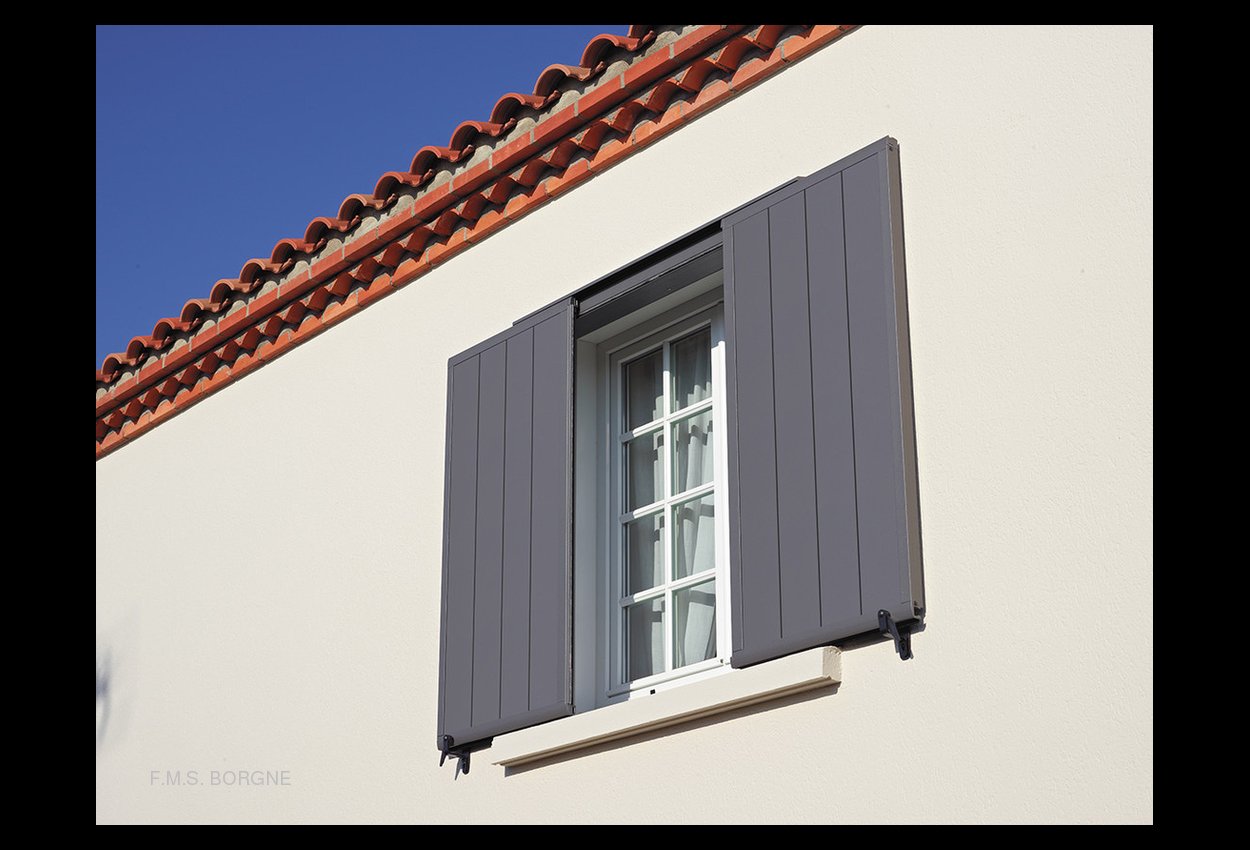 MOTORISATION-DE-VOLETS-BATTANTS-ET-COULISSANTS-0008