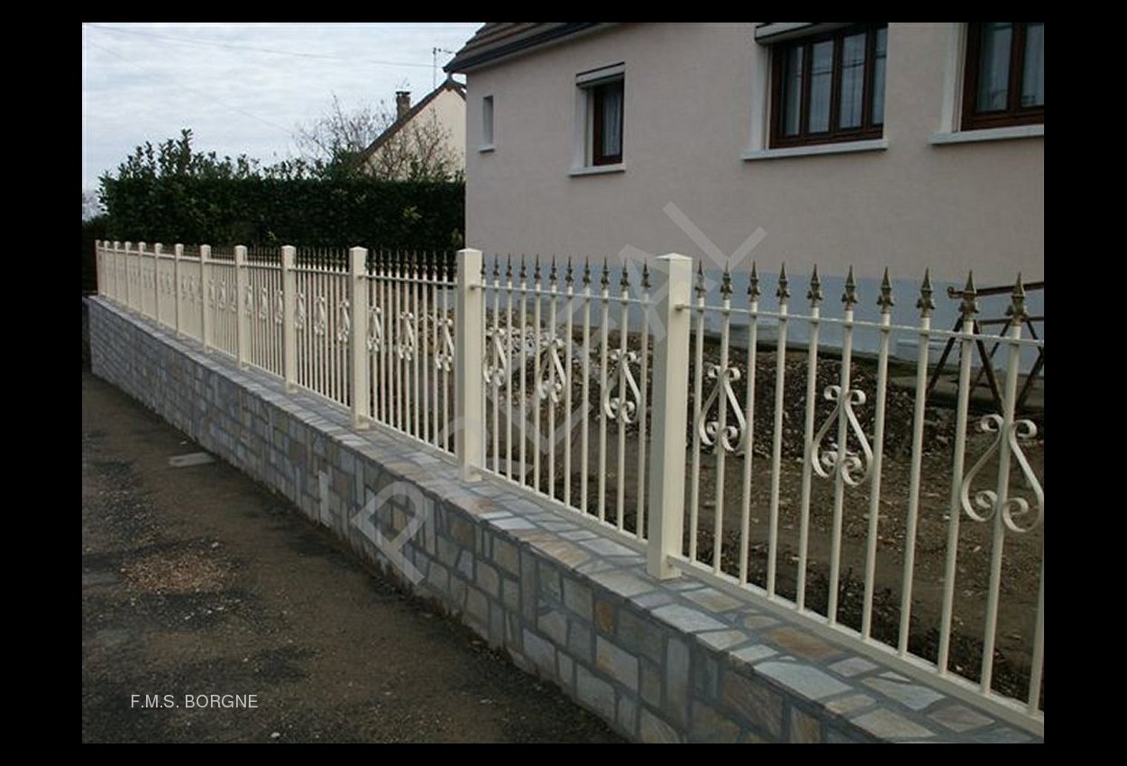 PORTAILS-ET-CLOTURES-EN-ALUMINIUM-0003