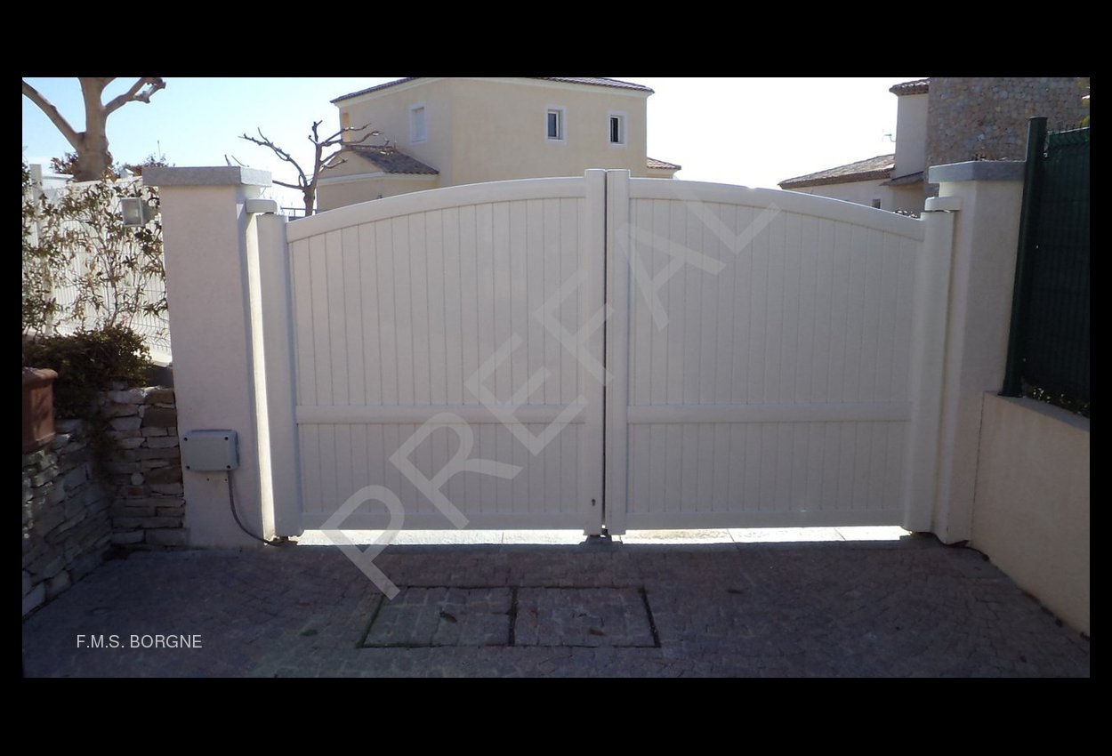 PORTAILS-ET-CLOTURES-EN-ALUMINIUM-0004