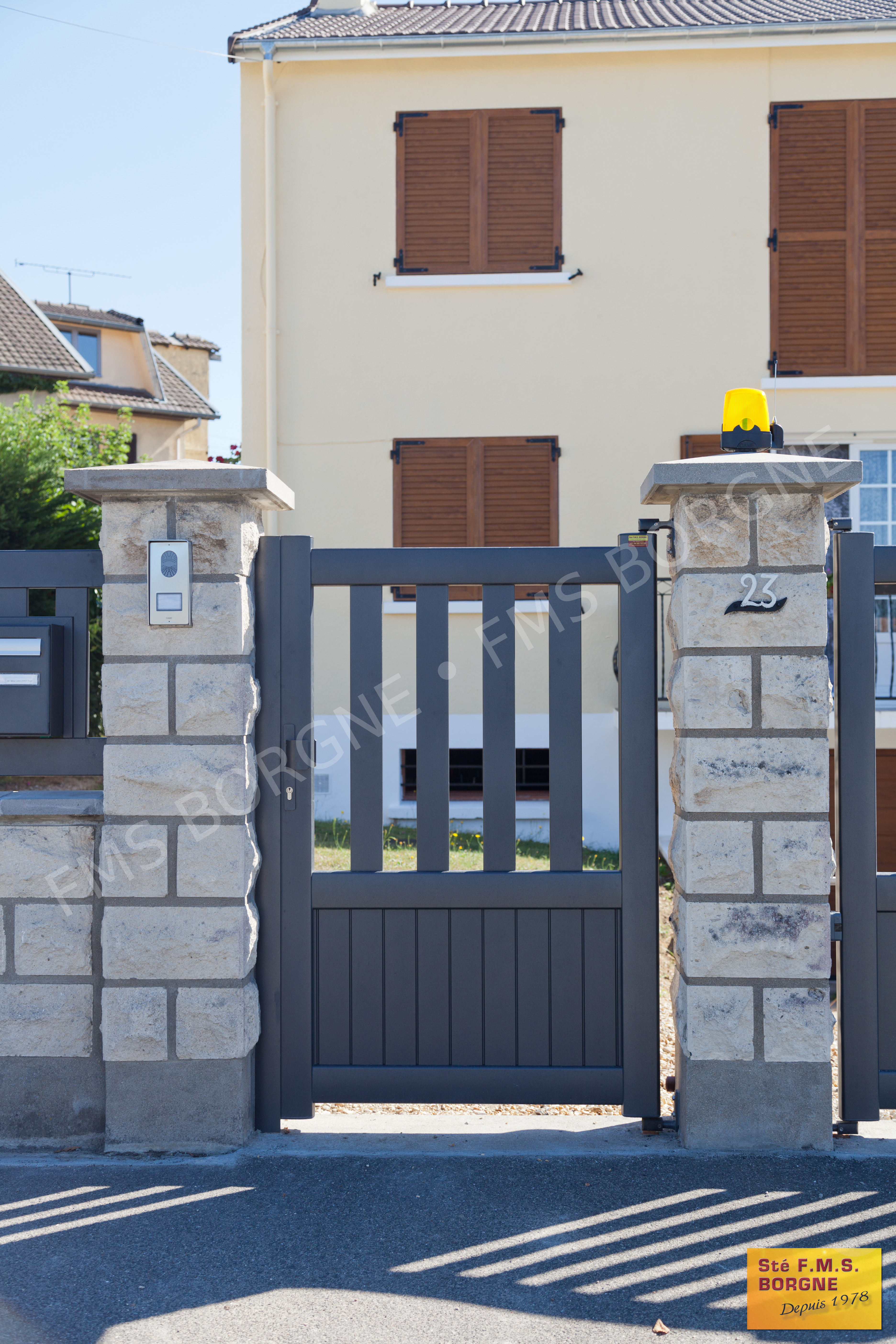 PORTAILS-ET-CLOTURES-EN-ALUMINIUM-0050