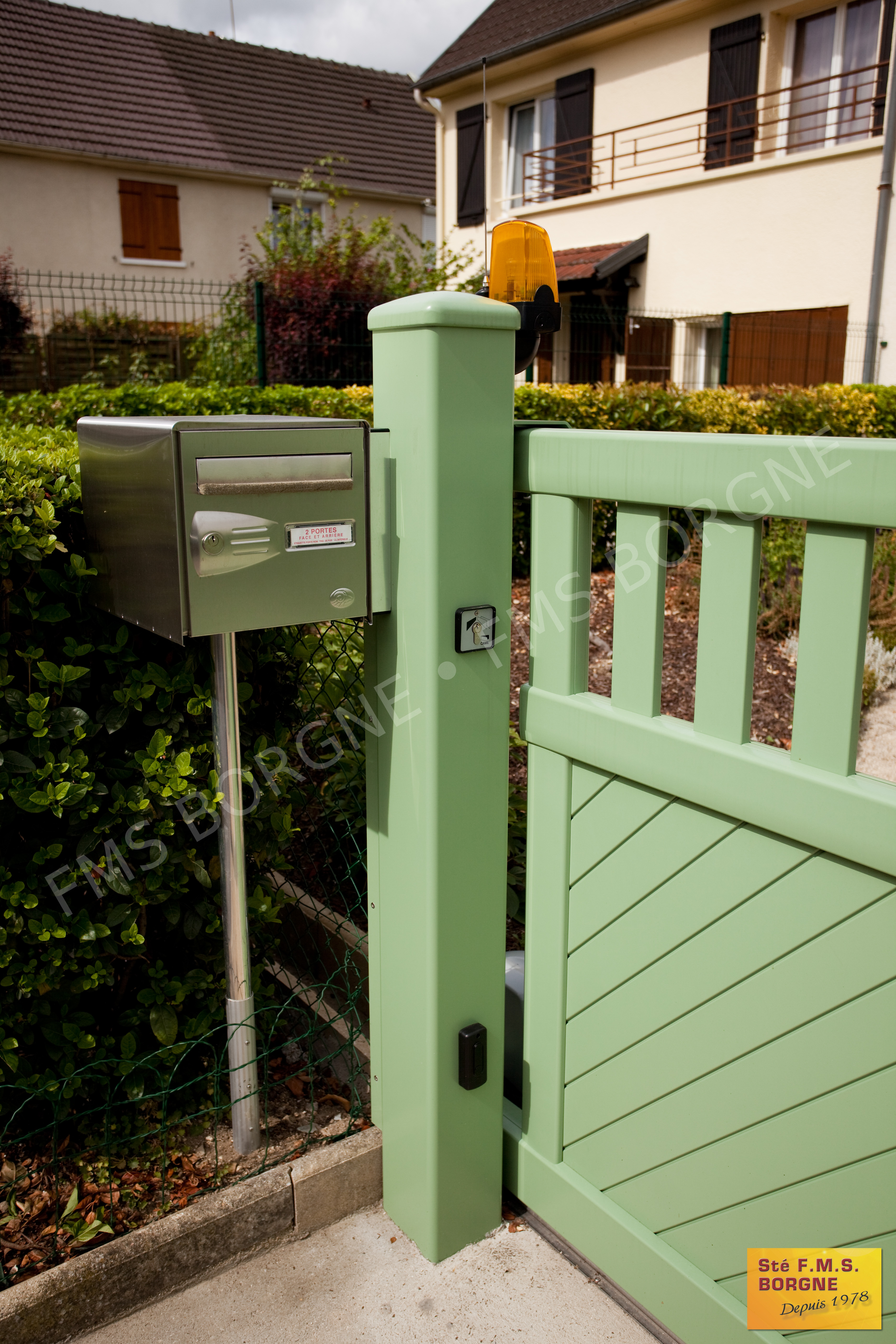 PORTAILS-ET-CLOTURES-EN-ALUMINIUM-0132