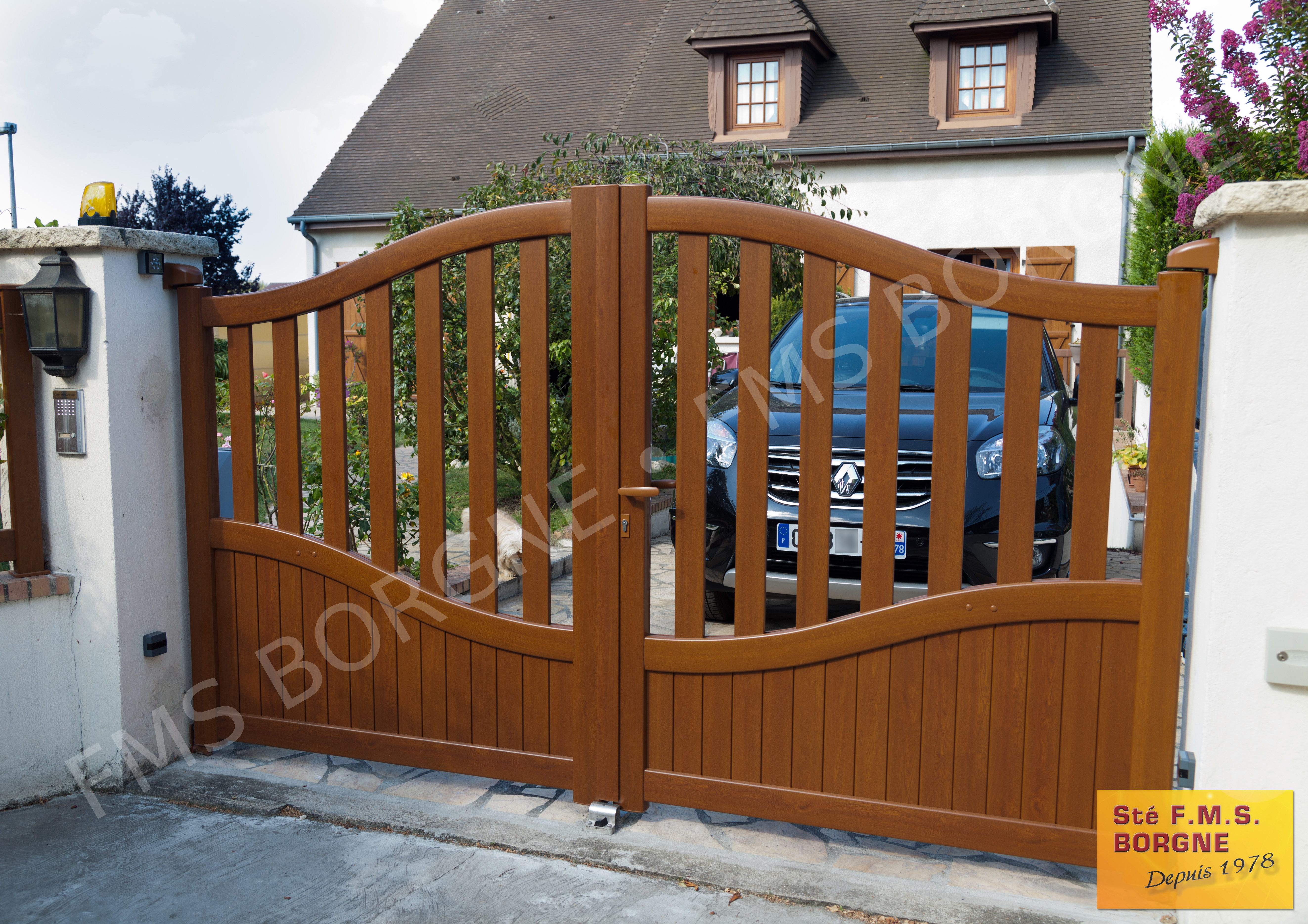 PORTAILS-ET-CLOTURES-EN-ALUMINIUM-BATTANTS-0030