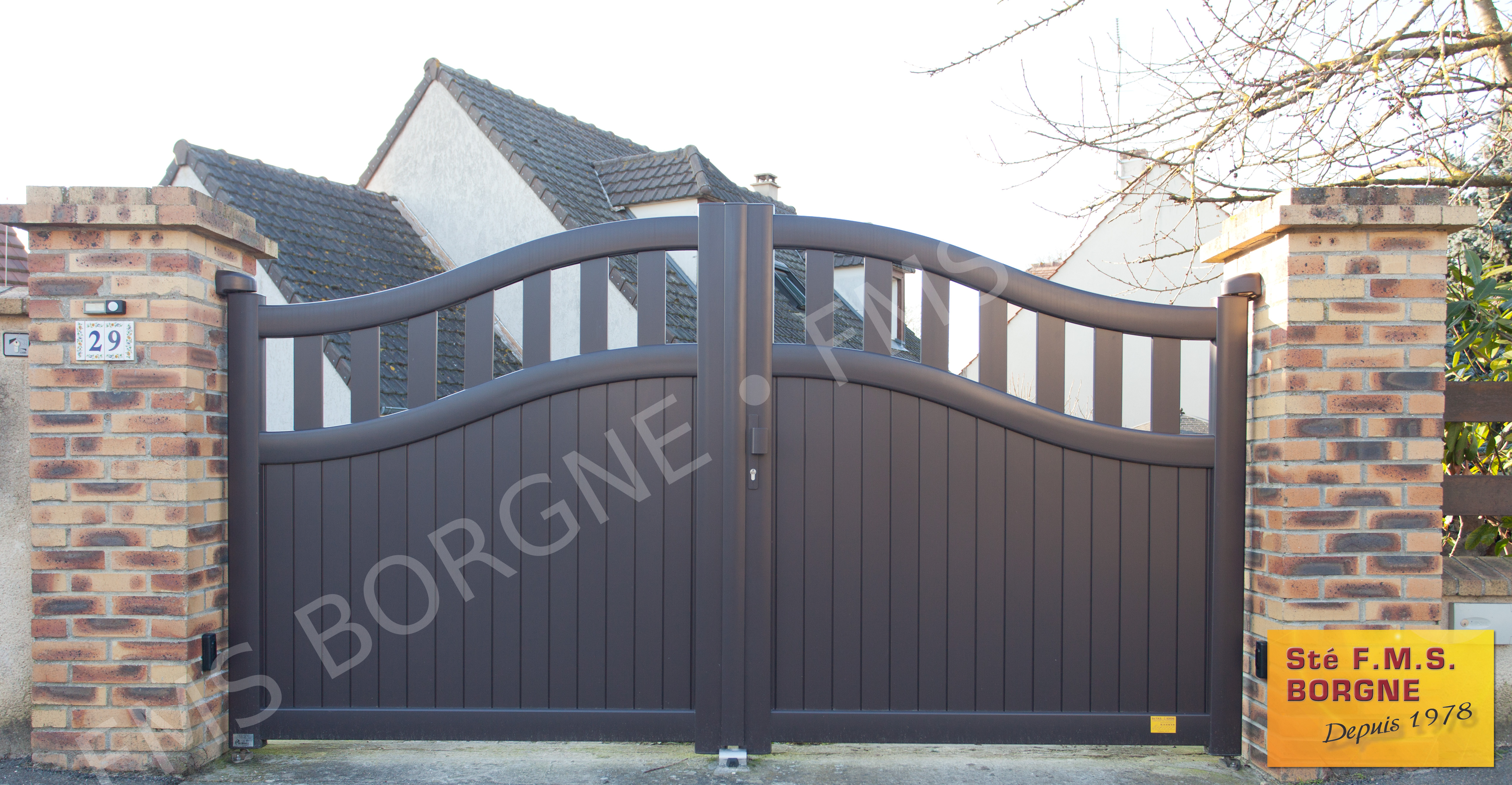PORTAILS-ET-CLOTURES-EN-ALUMINIUM-BATTANTS-0073