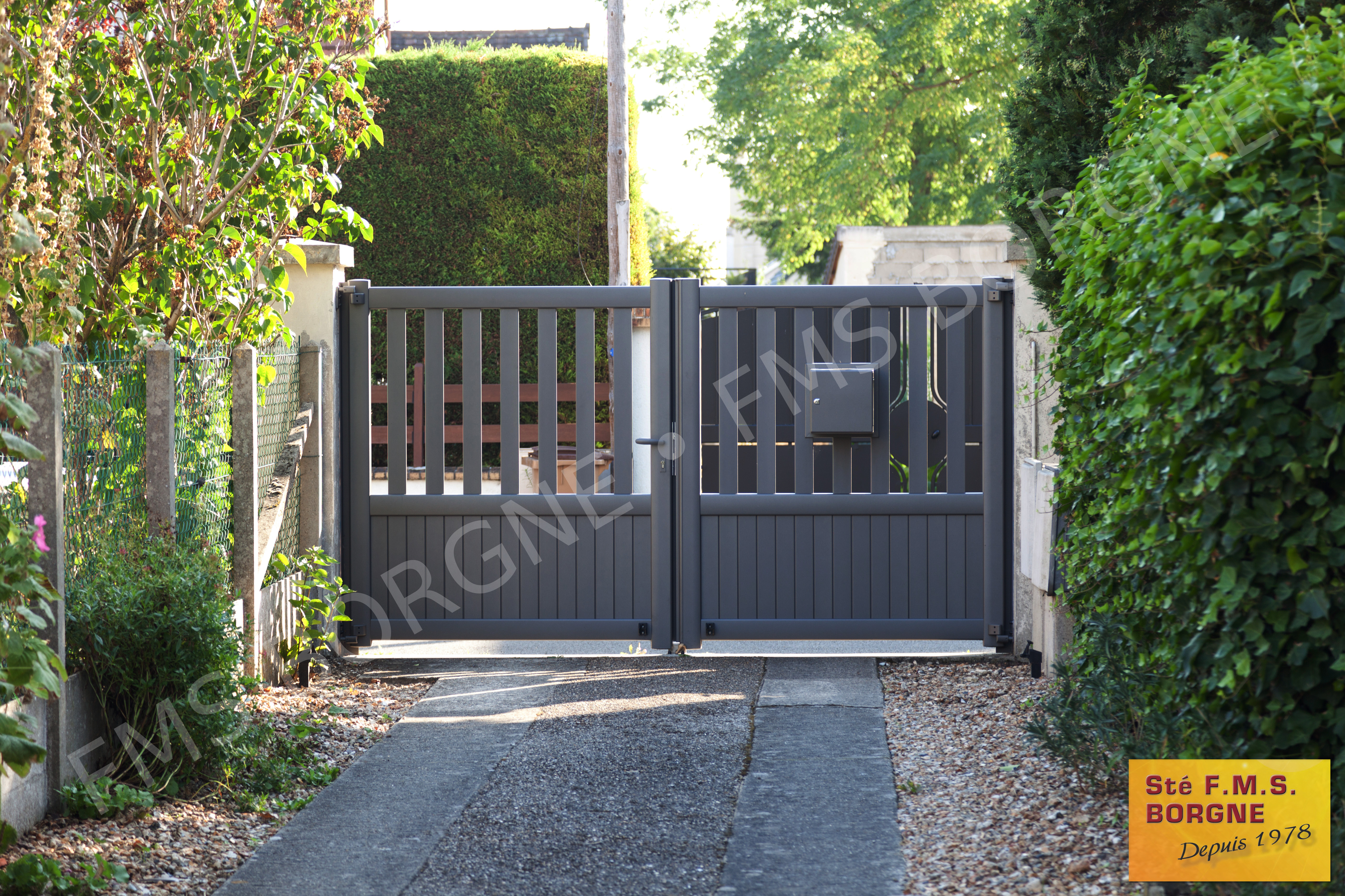 PORTAILS-ET-CLOTURES-EN-ALUMINIUM-BATTANTS-0046