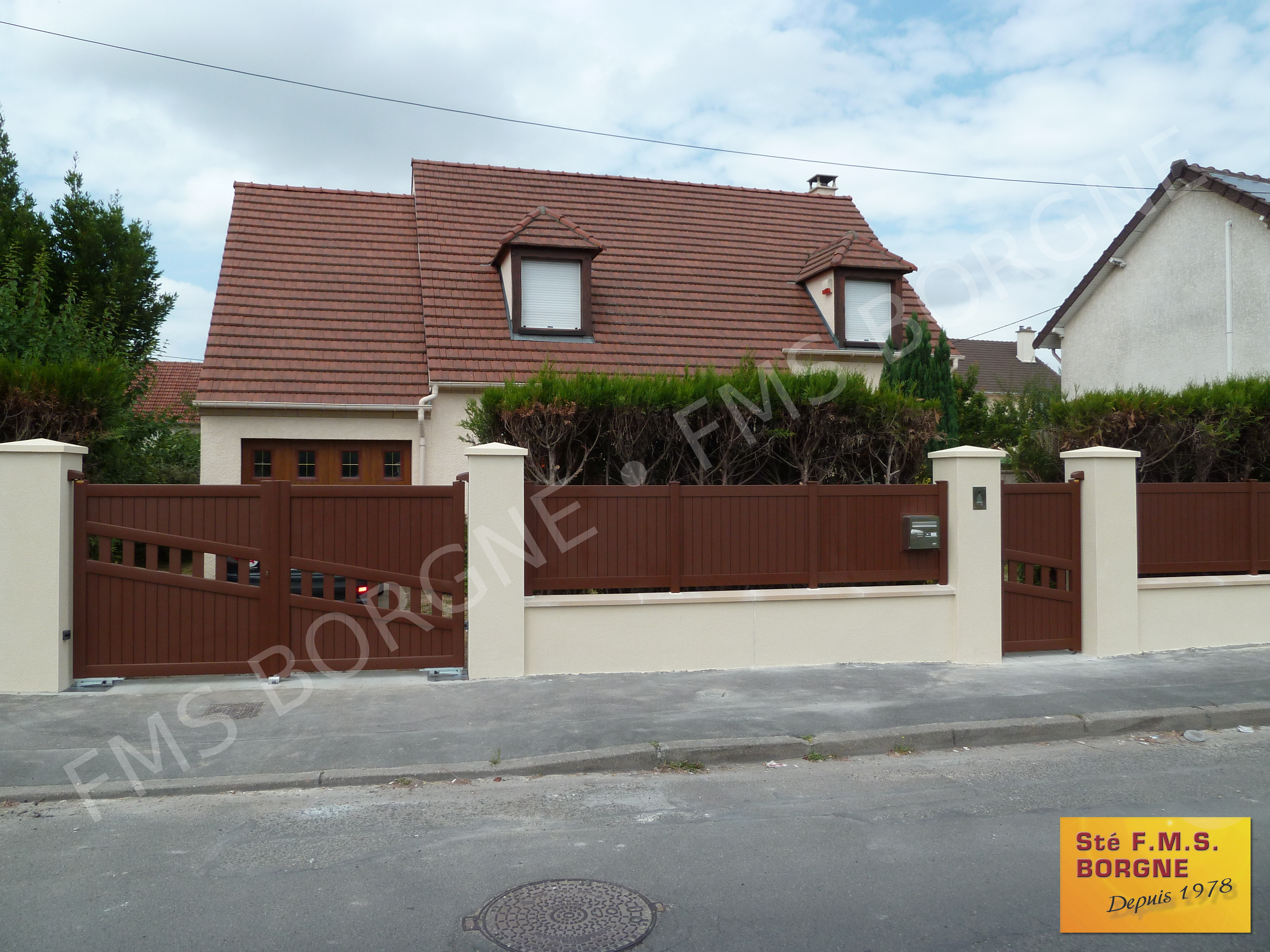 PORTAILS-ET-CLOTURES-EN-ALUMINIUM-BATTANTS-0098