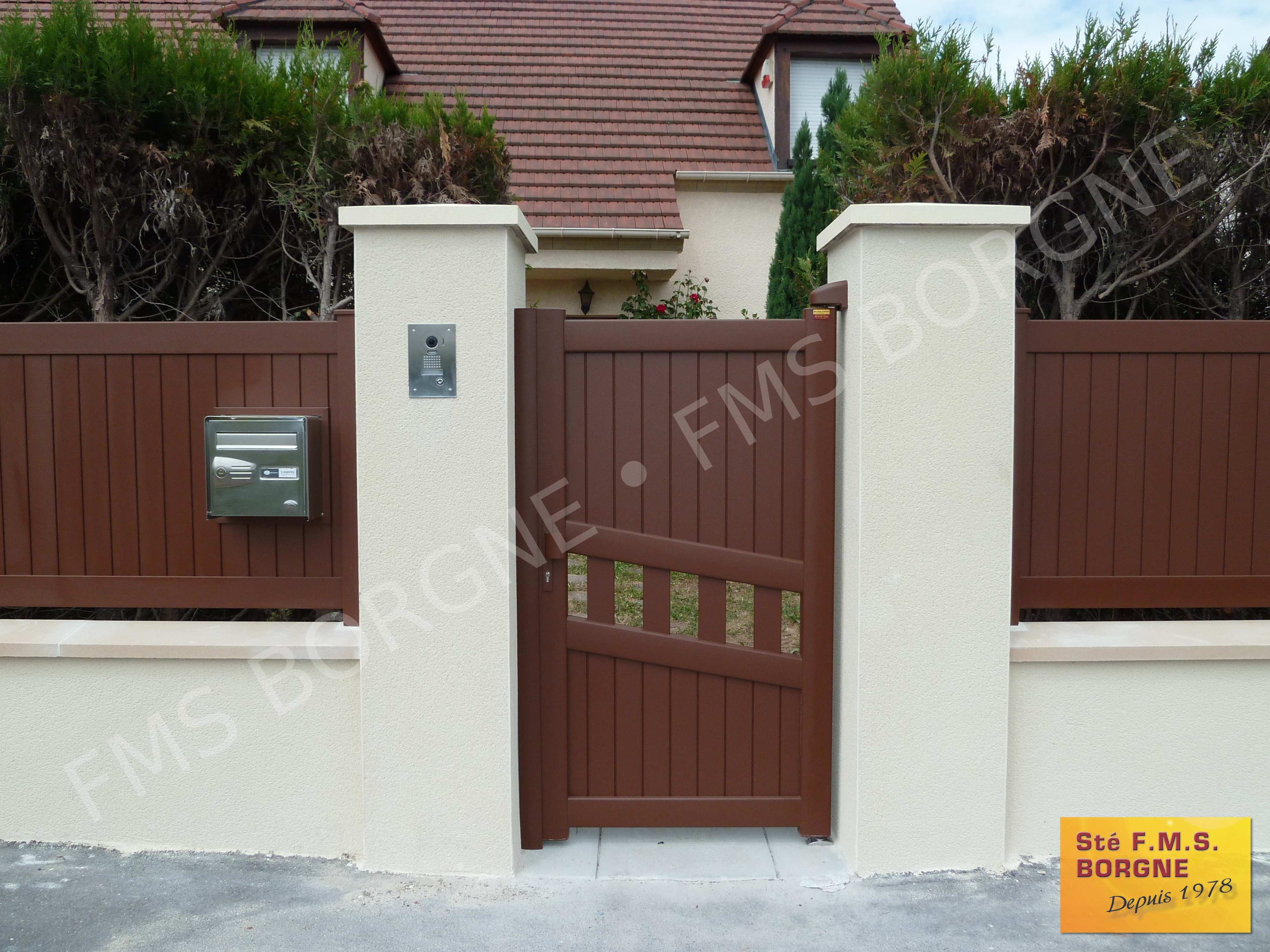 PORTAILS-ET-CLOTURES-EN-ALUMINIUM-BATTANTS-0099
