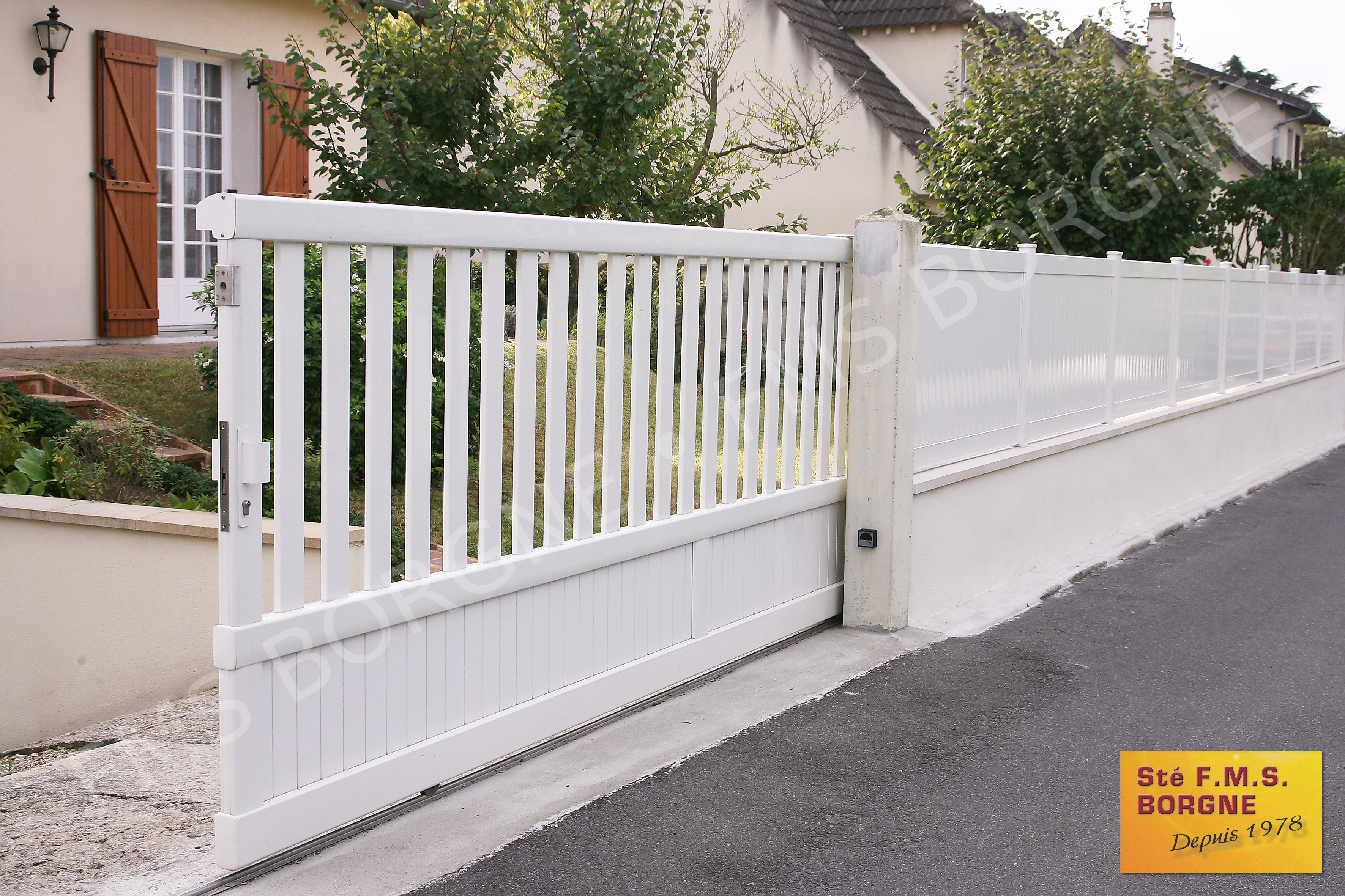 PORTAILS-ET-CLOTURES-EN-ALUMINIUM-COULISSANTS-0017