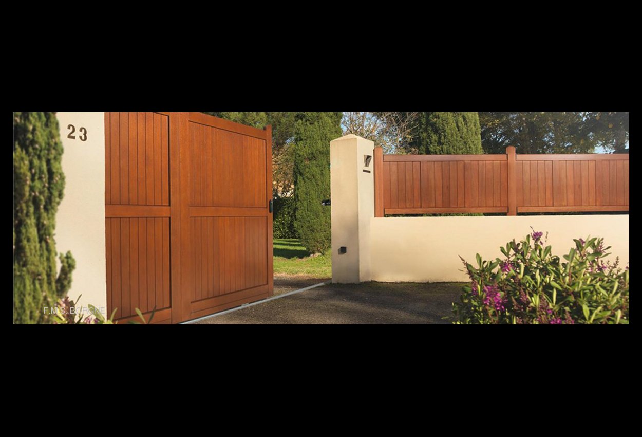 PORTAILS-ET-CLOTURES-EN-BOIS-0004