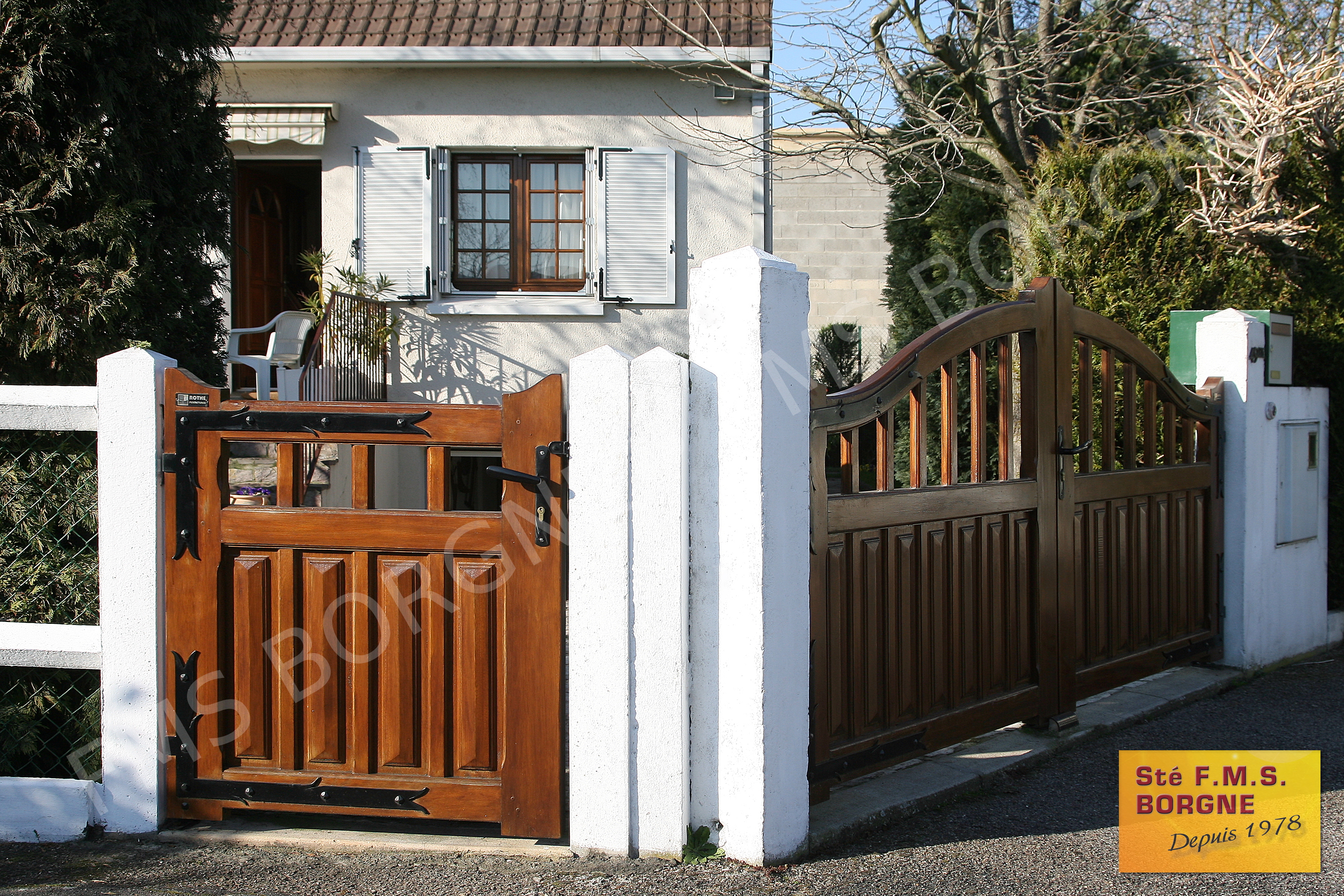 PORTAILS-ET-CLOTURES-EN-BOIS-0004