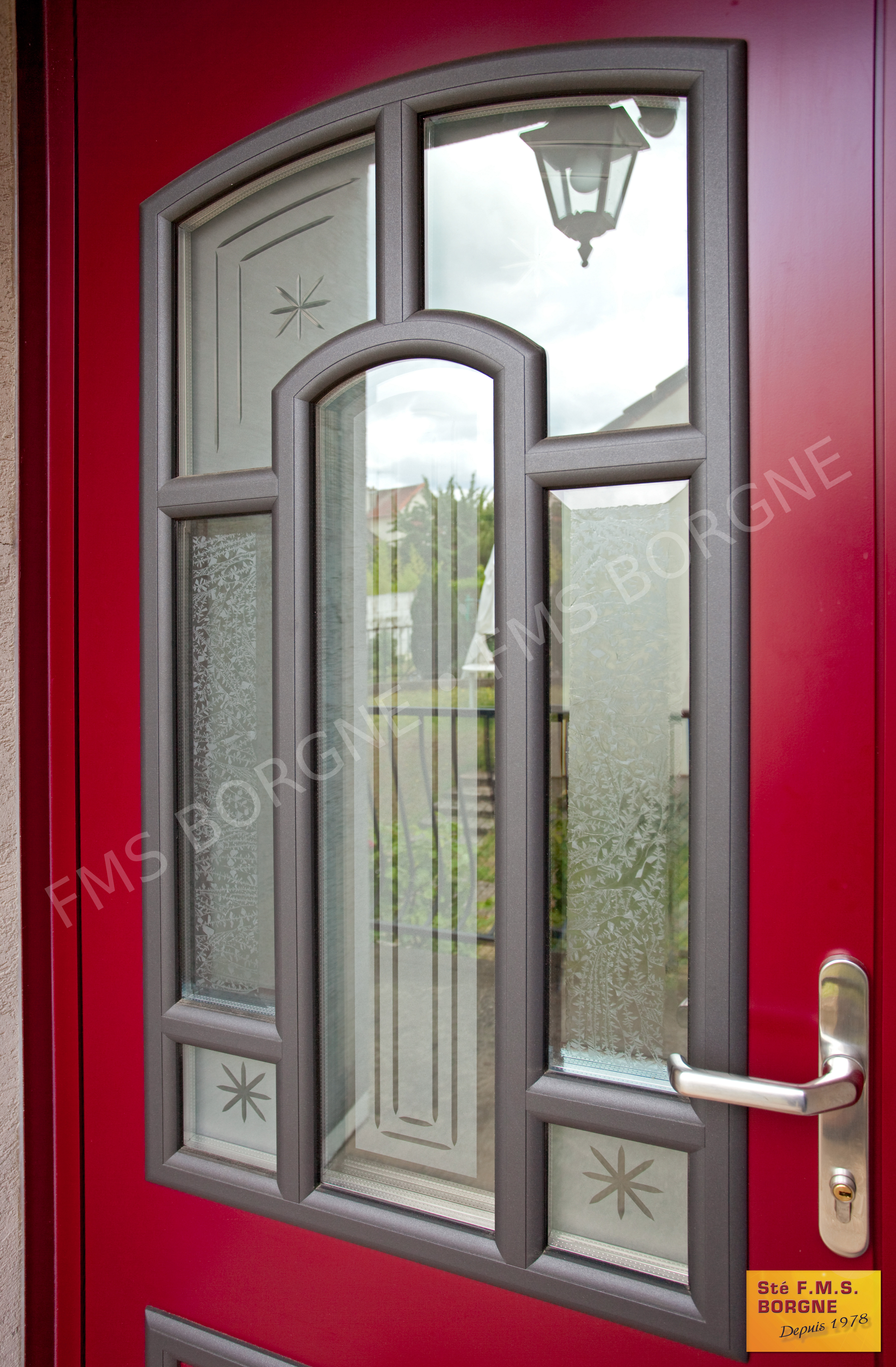 PORTES-D-ENTREE-ALUMINIUM-ACCESSOIRES-ET-VITRAGES-0018