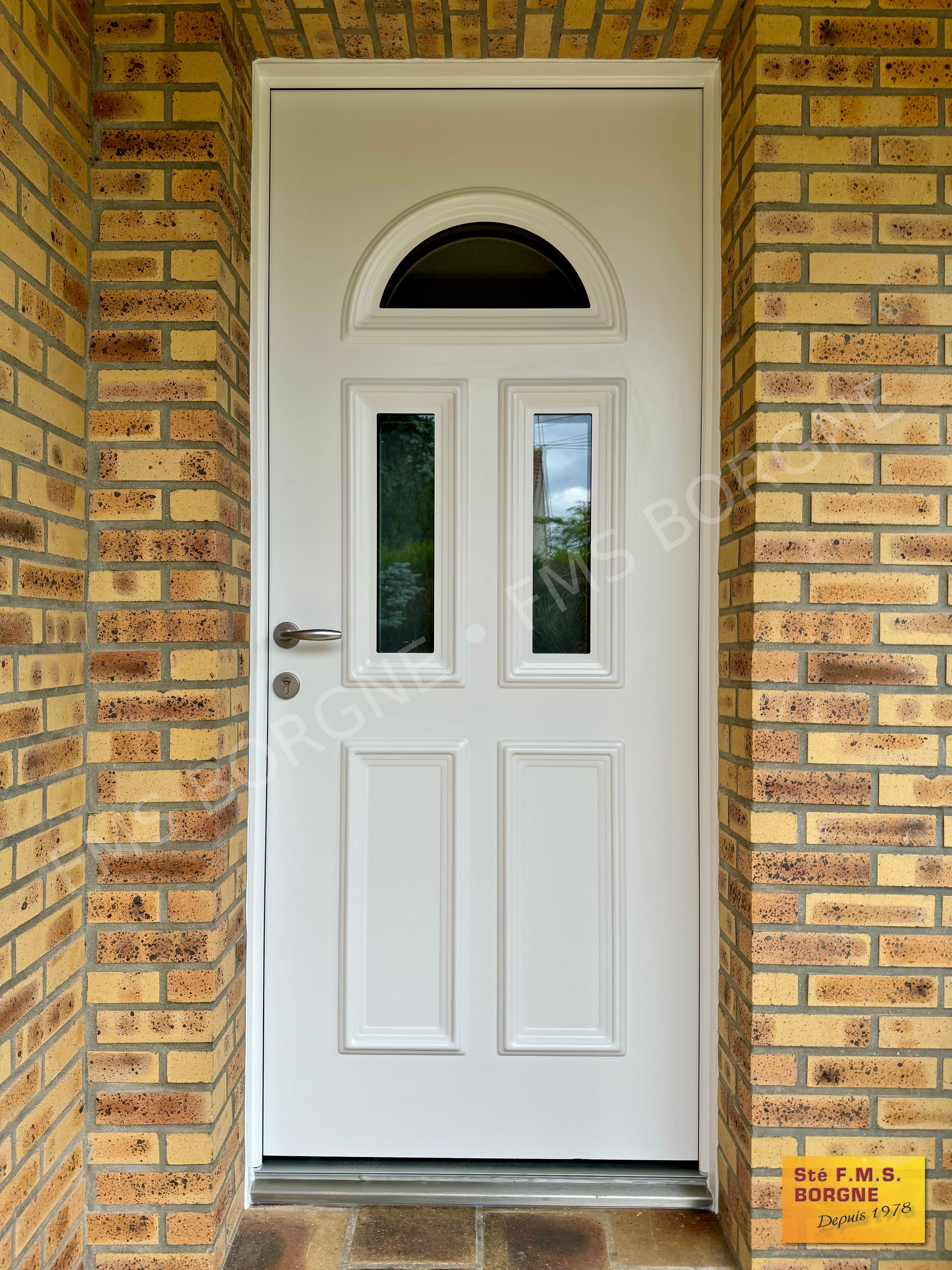 PORTES-D-ENTREE-ALUMINIUM-GAMME-MODERNE-0038