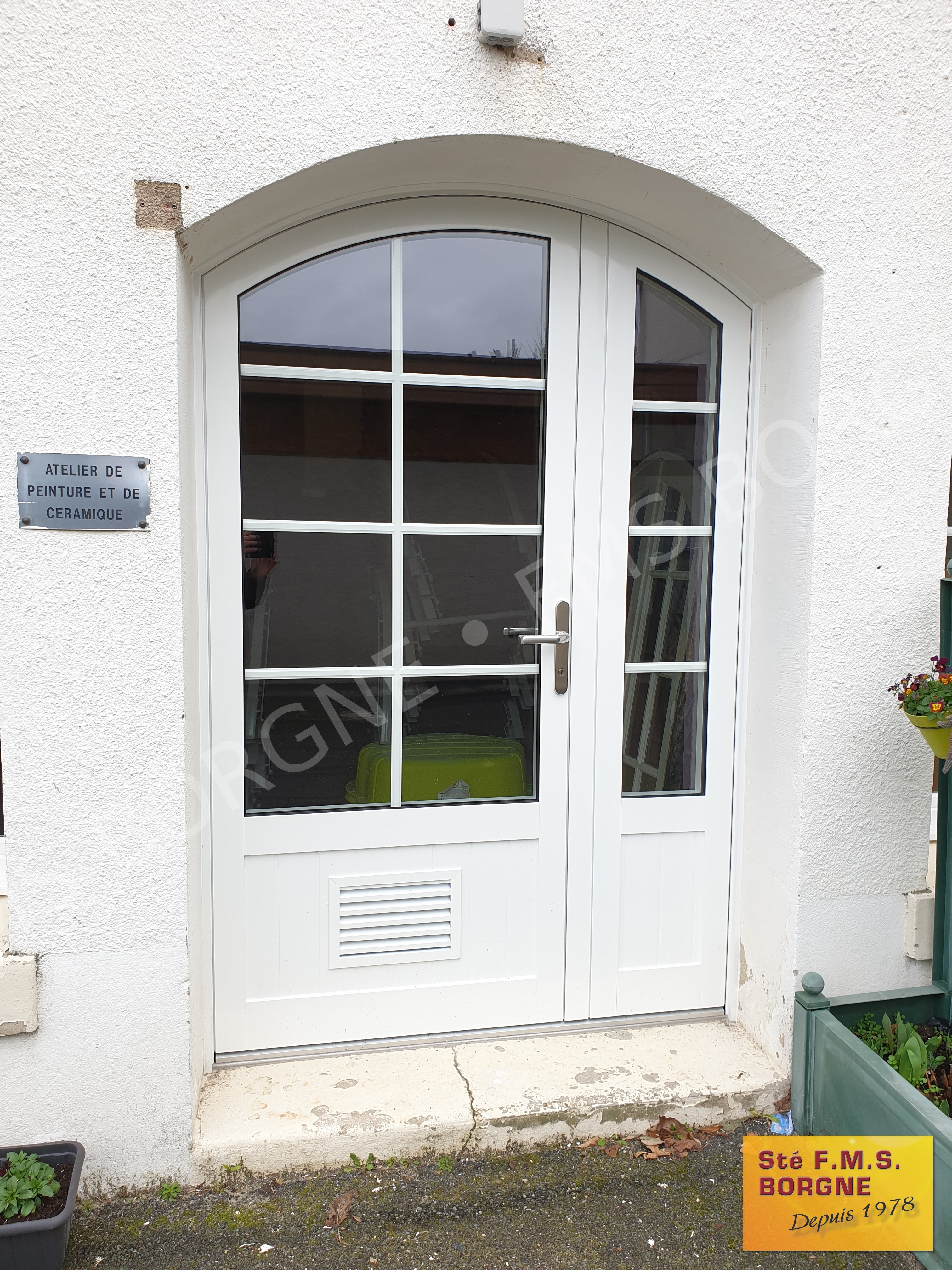 PORTES-D-ENTREE-ALUMINIUM-GAMME-TRADITIONNELLE-0035