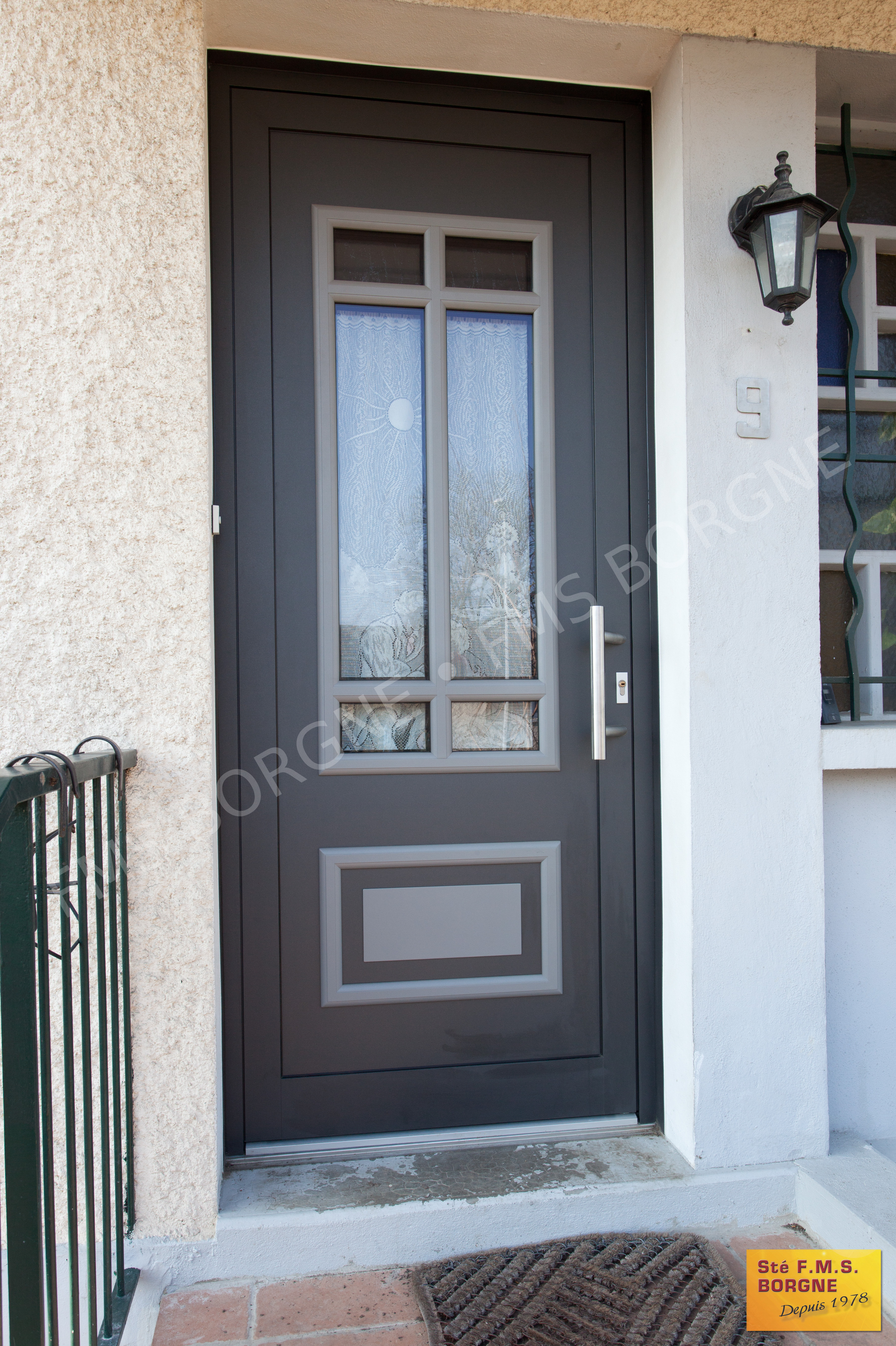 PORTES-D-ENTREE-ALUMINIUM-GAMME-TRADITIONNELLE-0045