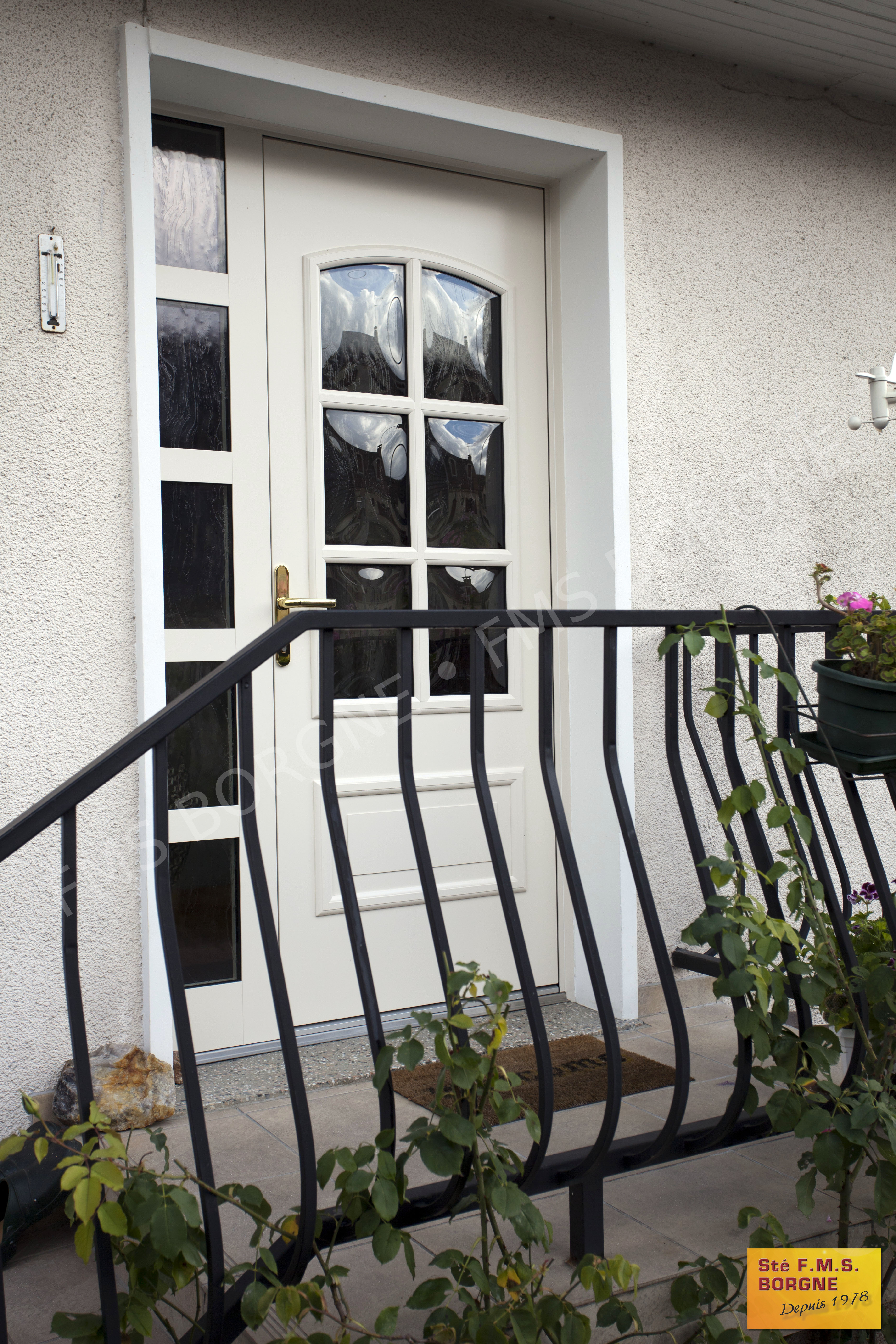 PORTES-D-ENTREE-ALUMINIUM-GAMME-TRADITIONNELLE-0003