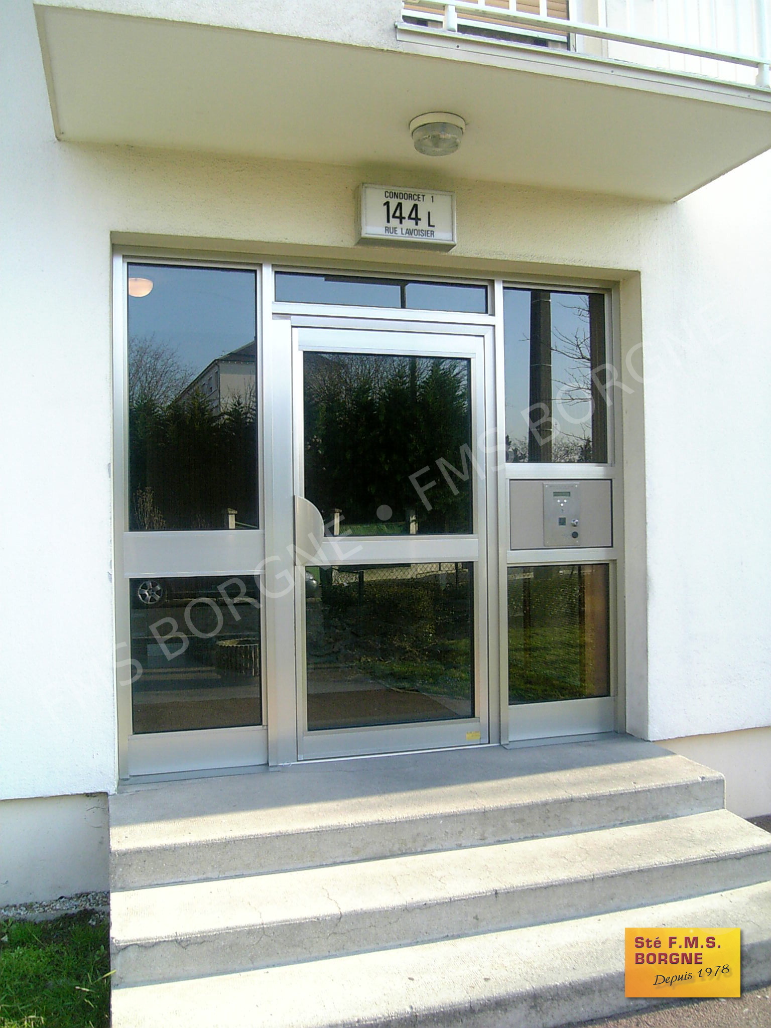 PORTES-D-ENTREE-D-IMMEUBLE-0012