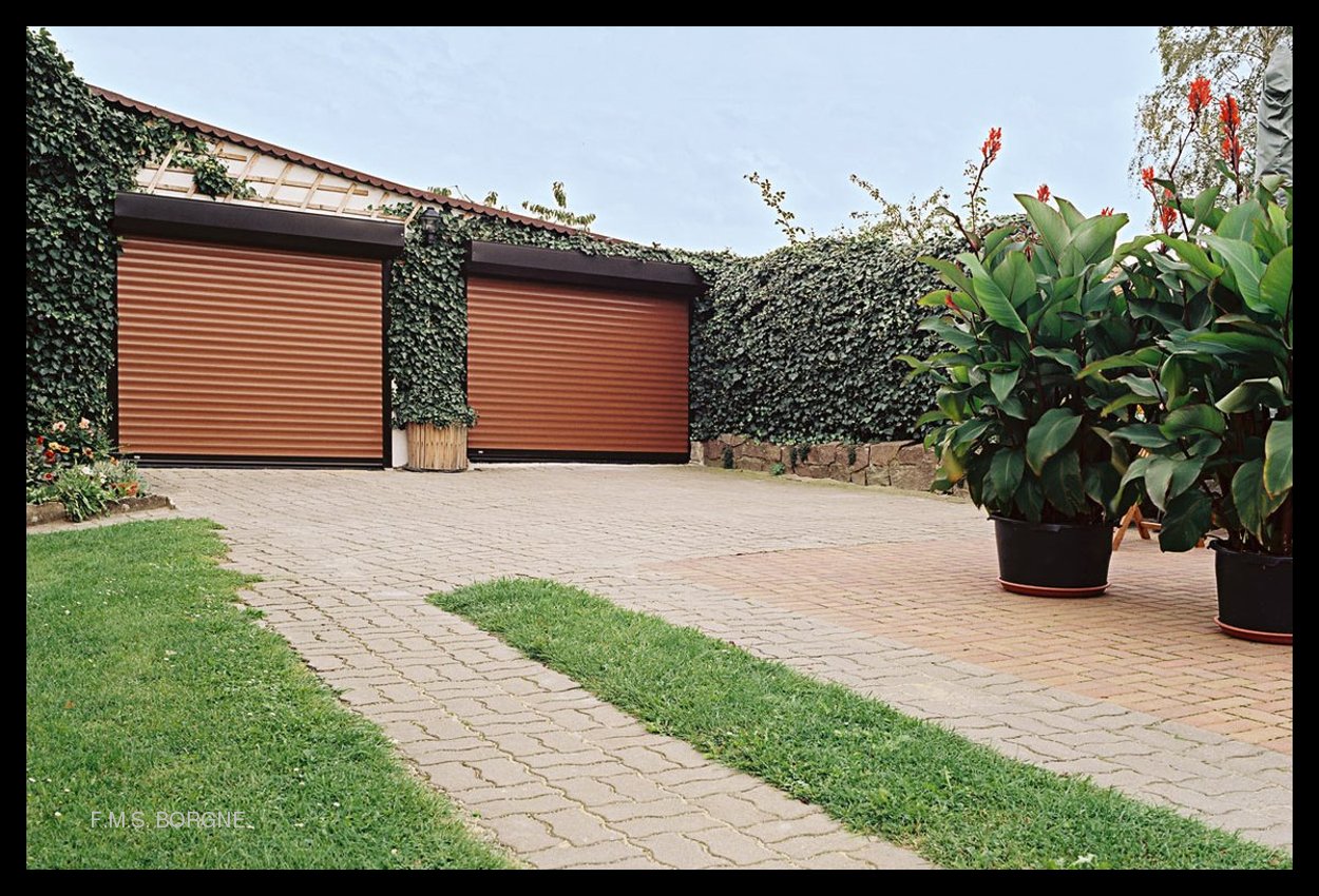 PORTES-DE-GARAGE-A-ENROULEMENT-0010