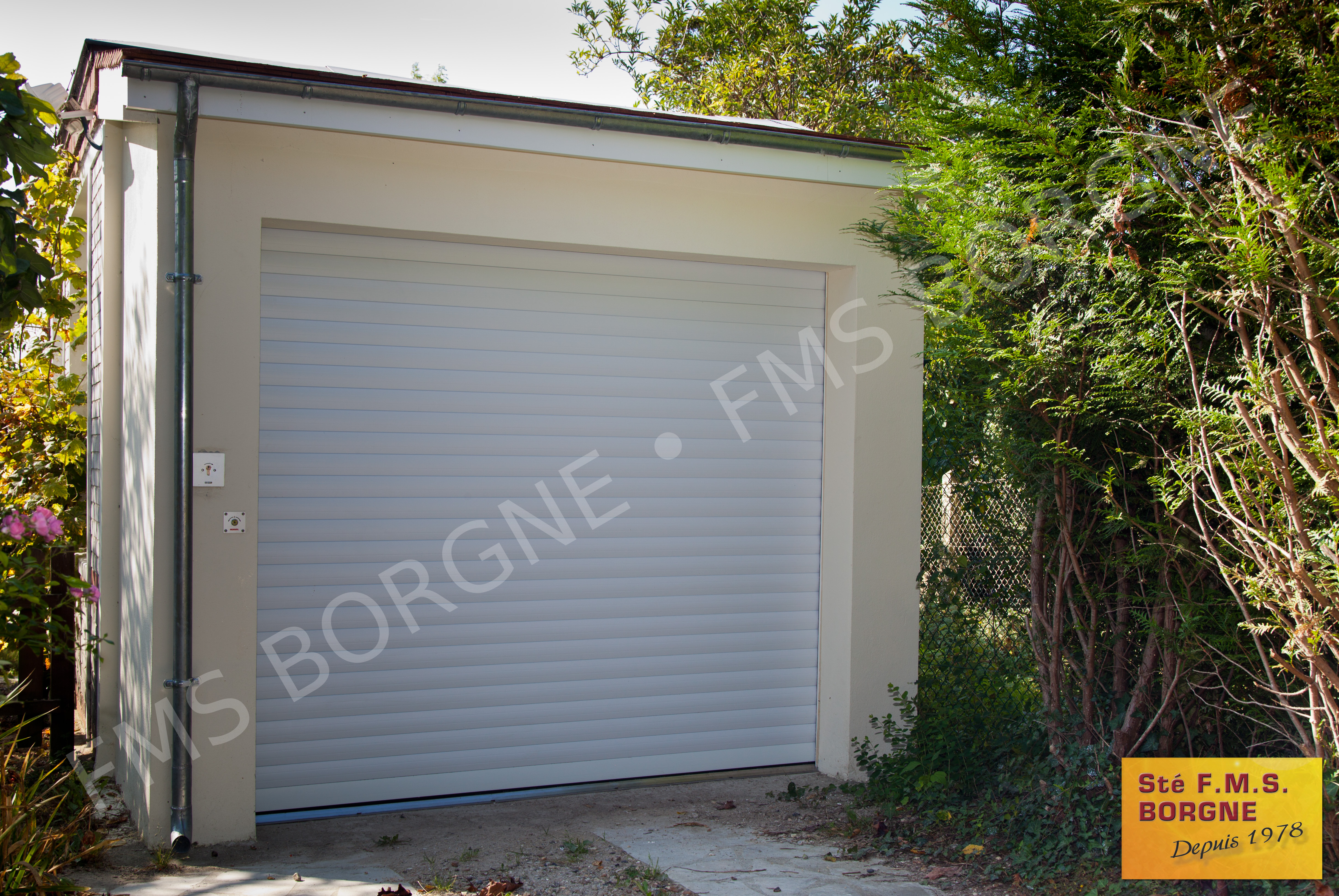 PORTES-DE-GARAGE-A-ENROULEMENT-0002