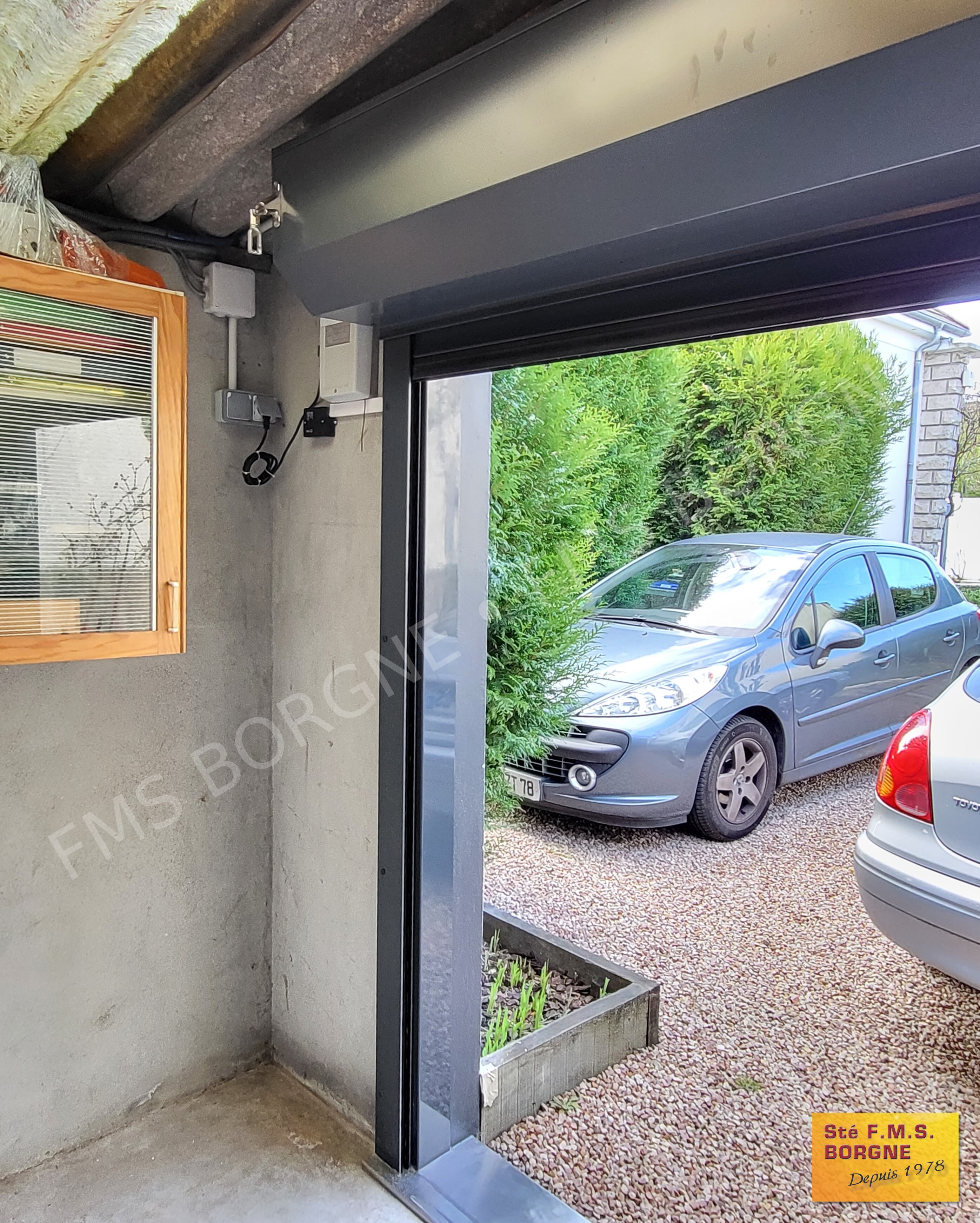 PORTES-DE-GARAGE-A-ENROULEMENT-0011