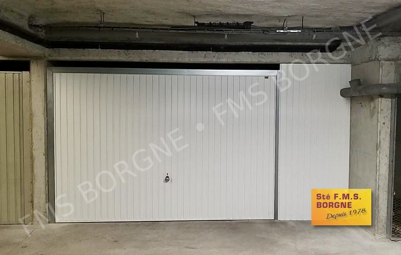 PORTES-DE-GARAGE-BASCULANTES-SIMPLES-0001