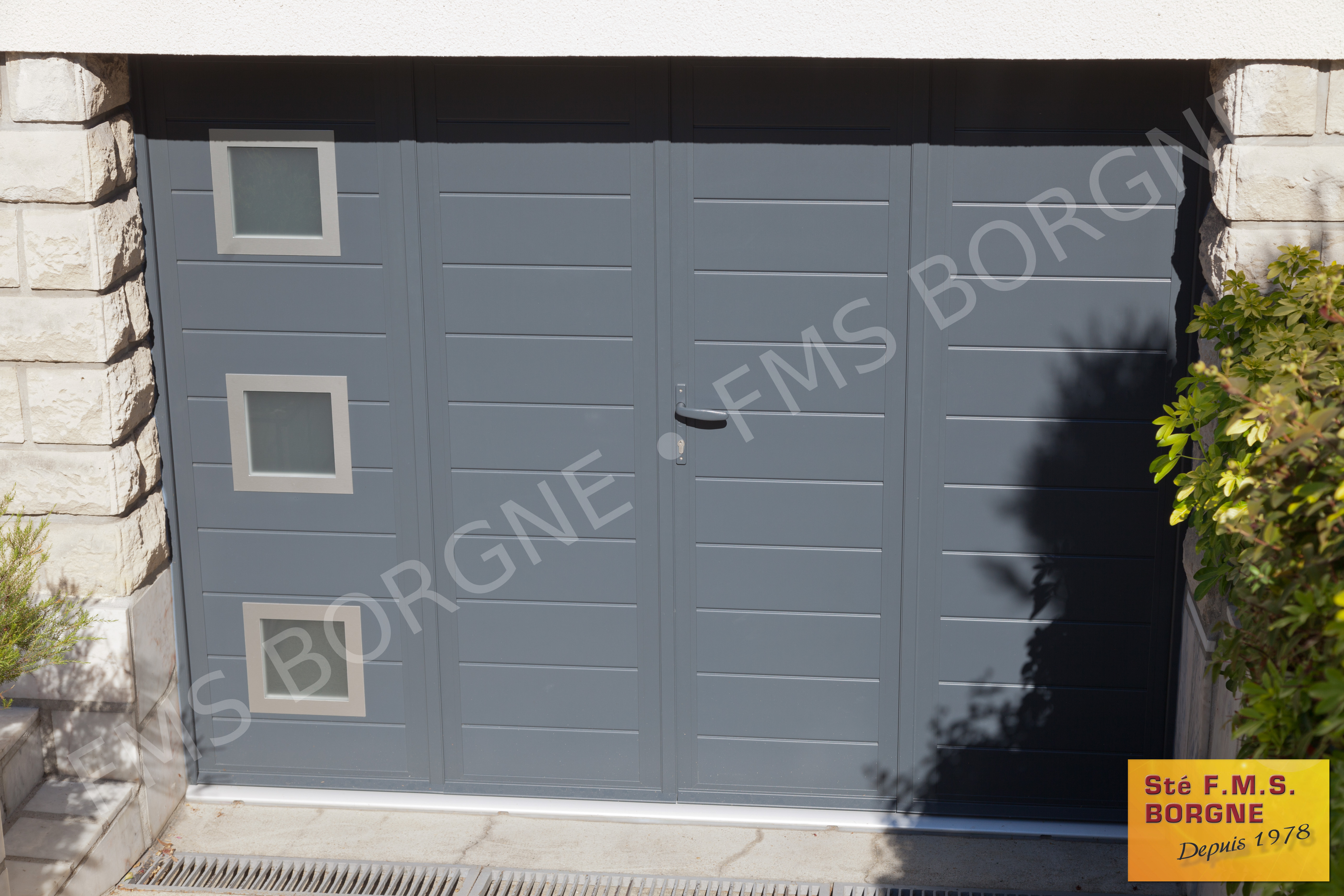 PORTES-DE-GARAGE-BATTANTES-ALU-0005