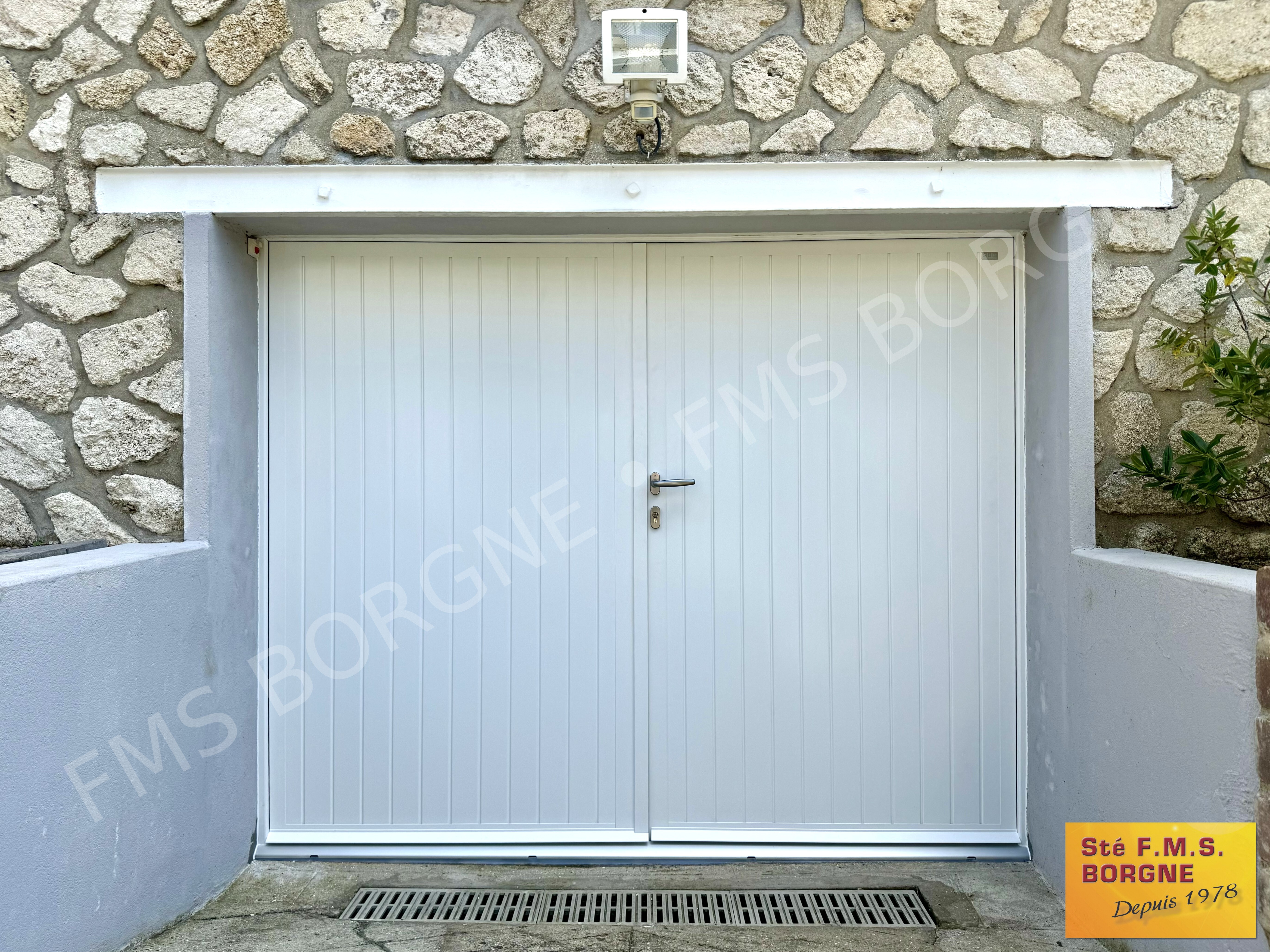 PORTES-DE-GARAGE-BATTANTES-ALU-0011