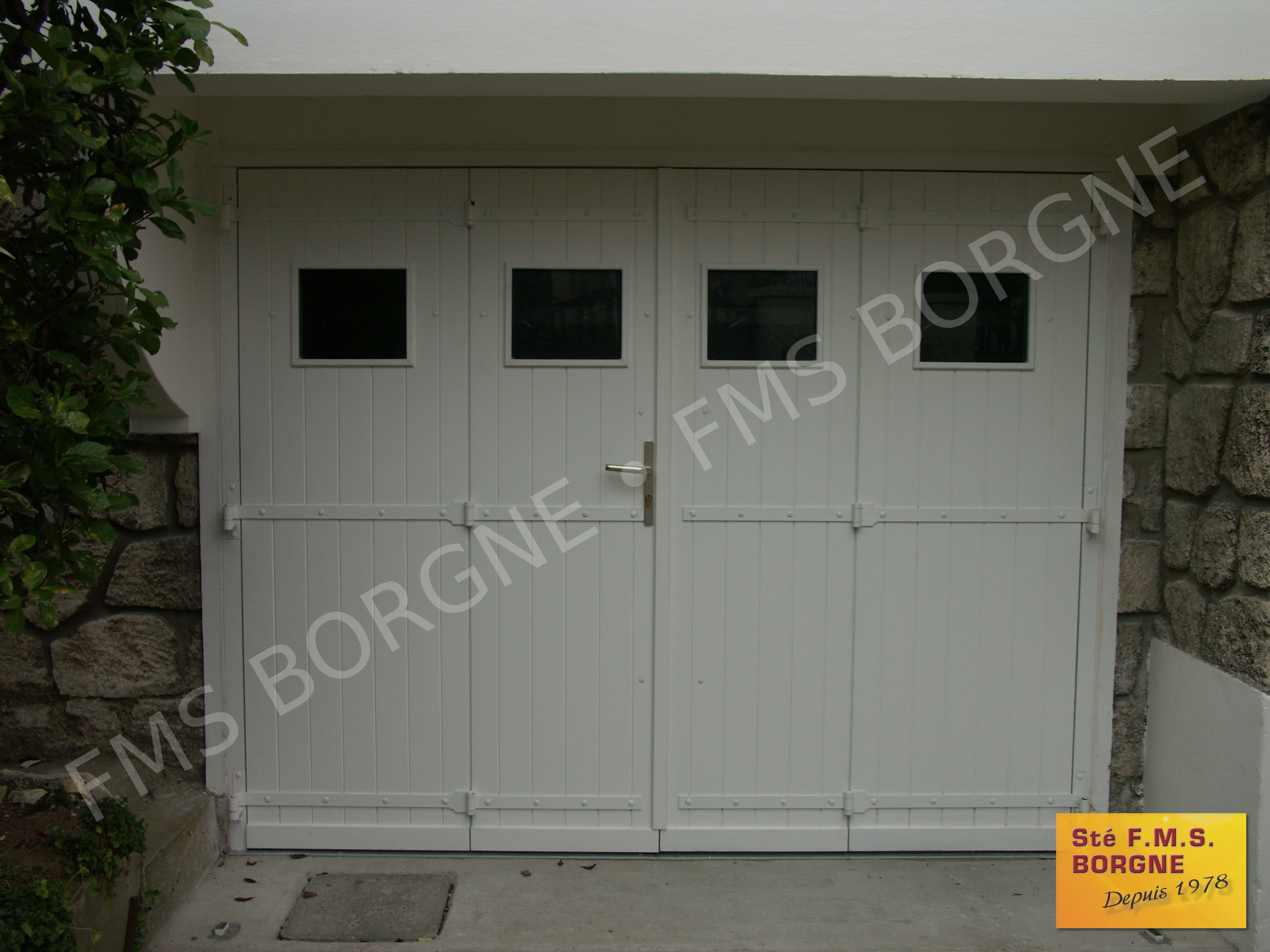 PORTES-DE-GARAGE-BATTANTES-BOIS-0003