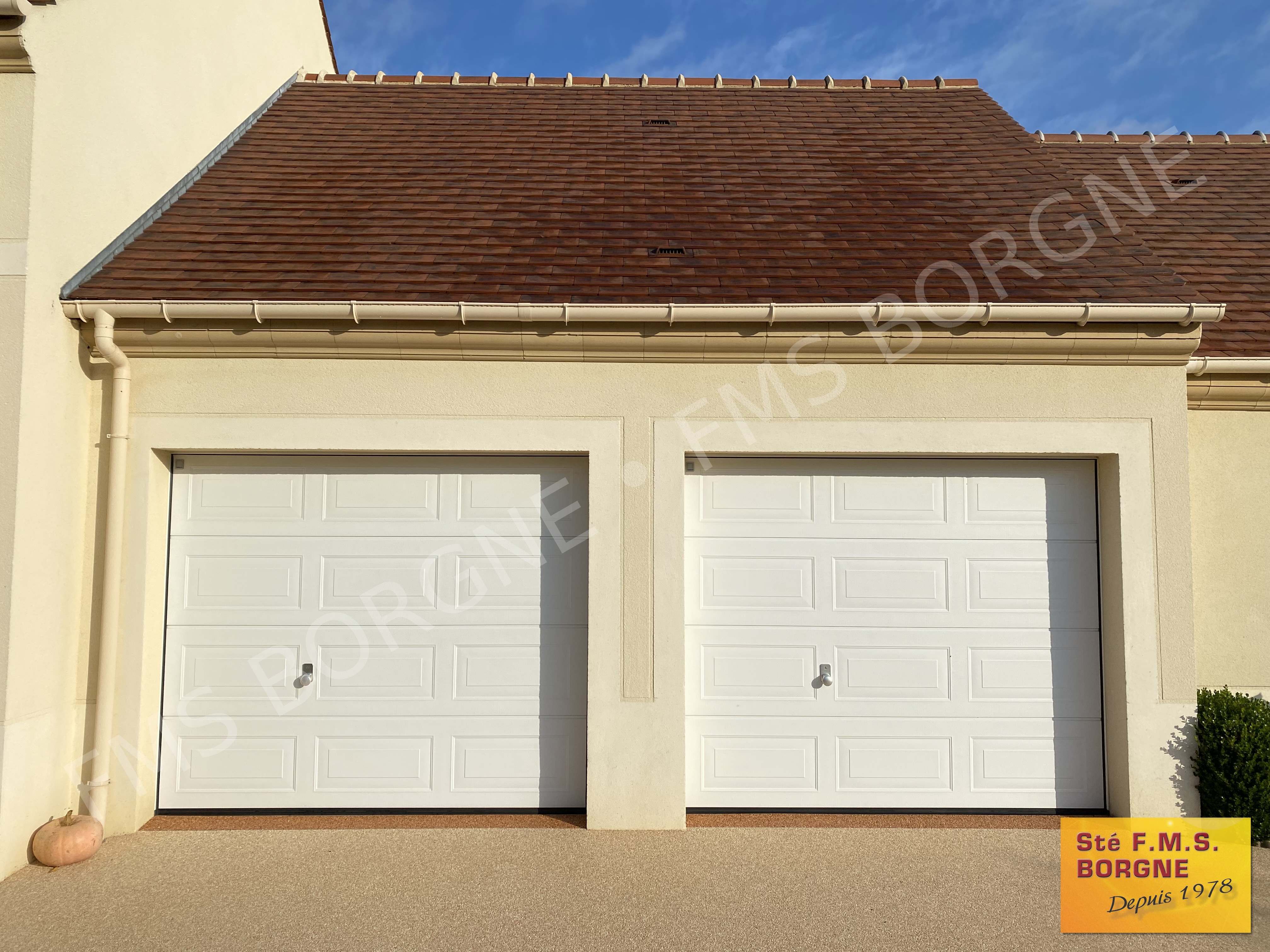 PORTES-DE-GARAGE-SECTIONNELLES-0035