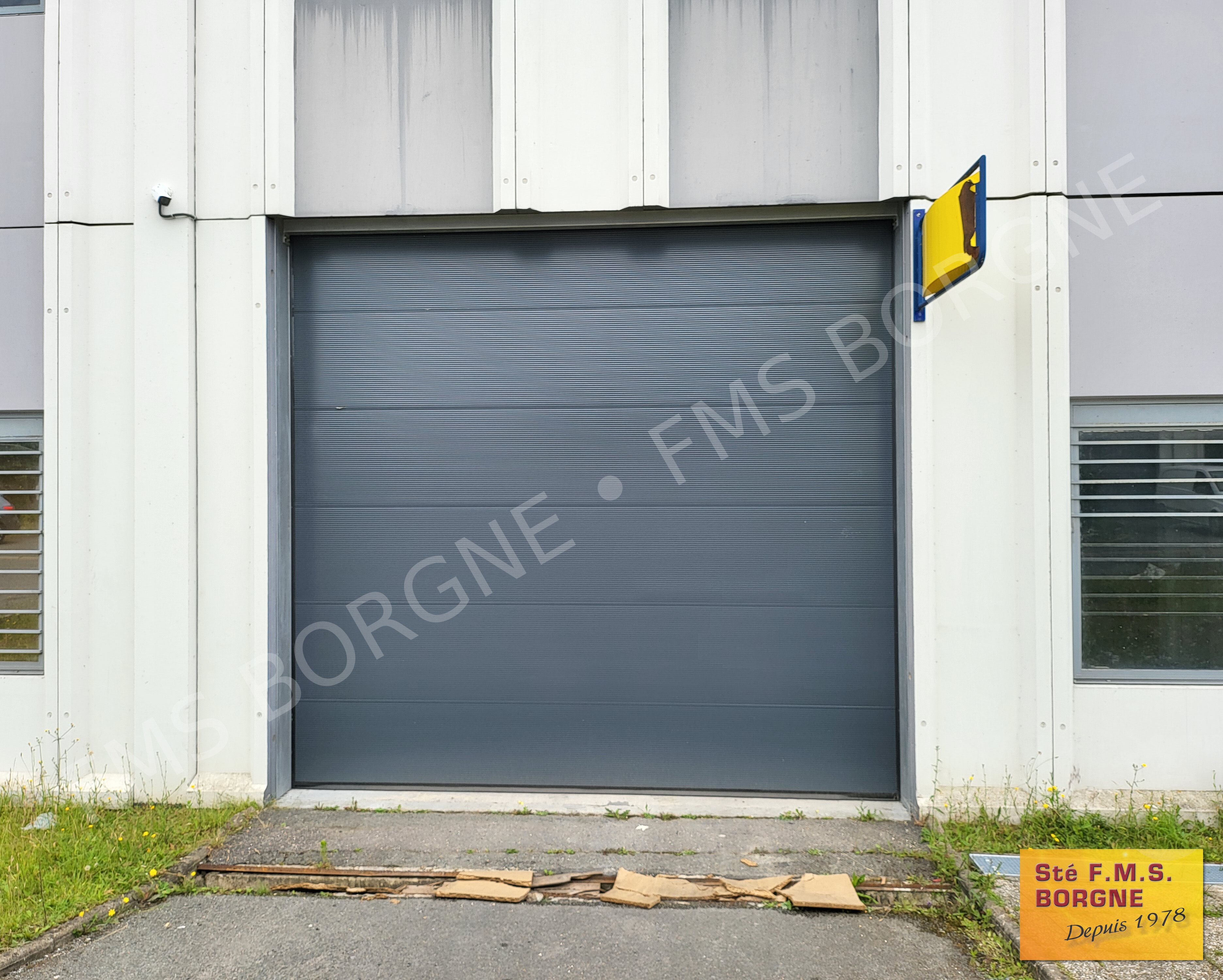 PORTES-DE-GARAGE-SECTIONNELLES-INDUSTRIELLES-0005