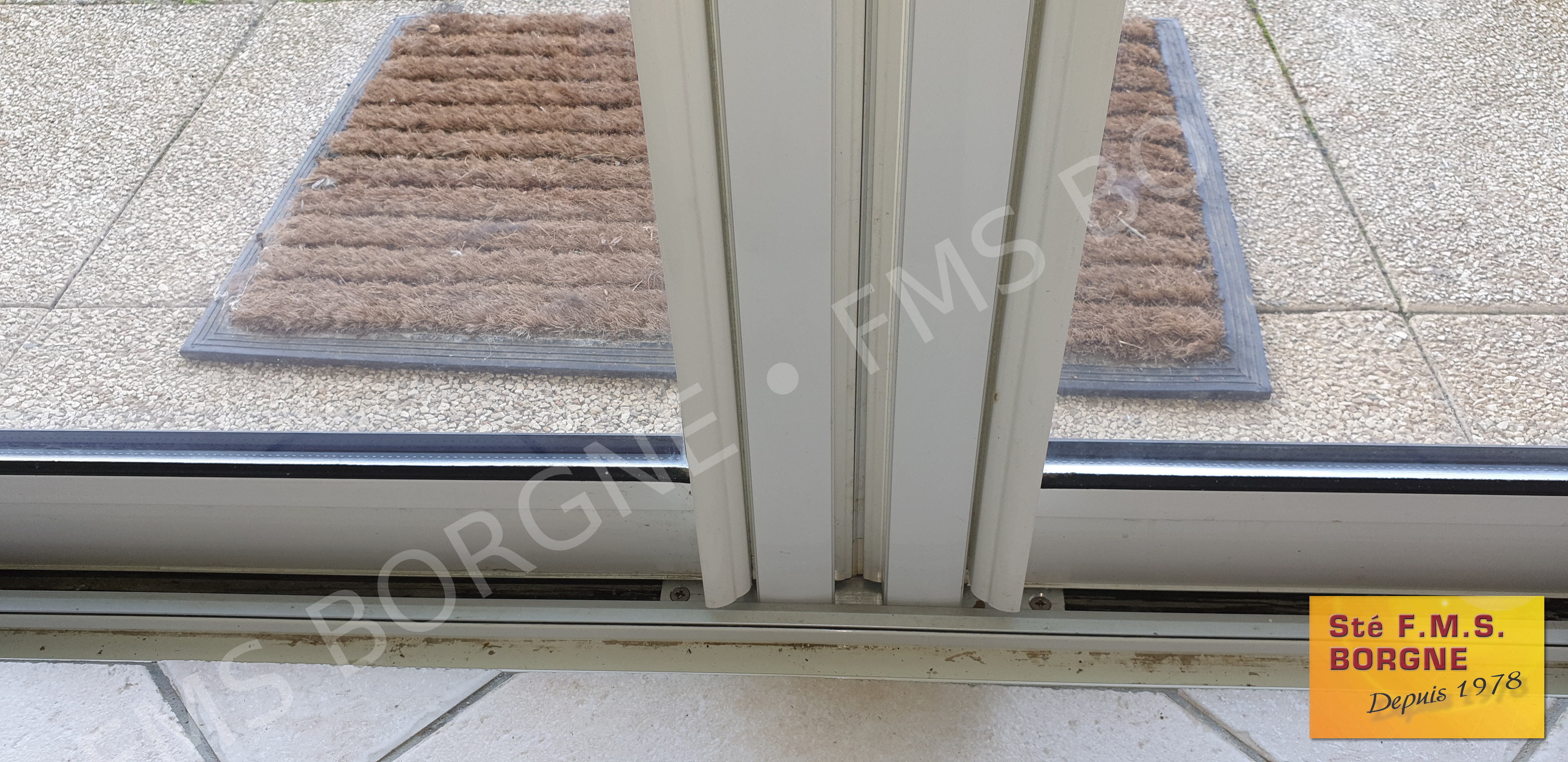 CREMONES-POUR-MENUISERIES-COULISSANTES-0003