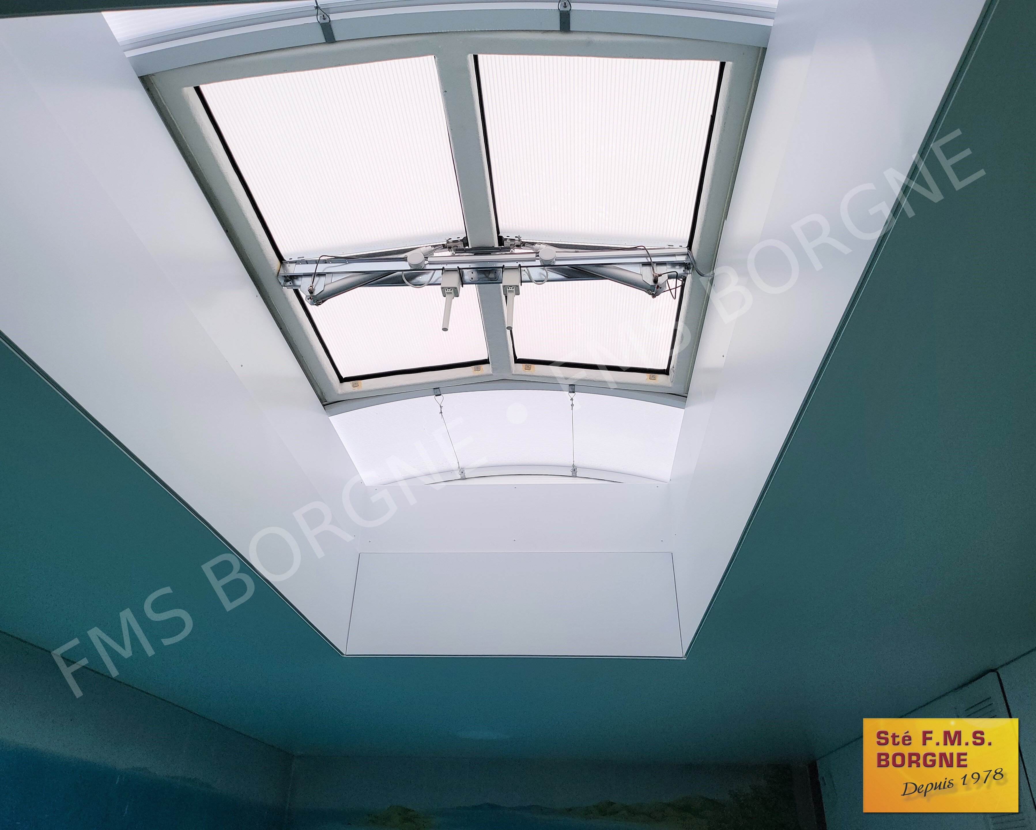 SKYDOME-ET-PUITS-DE-LUMIERE-0004