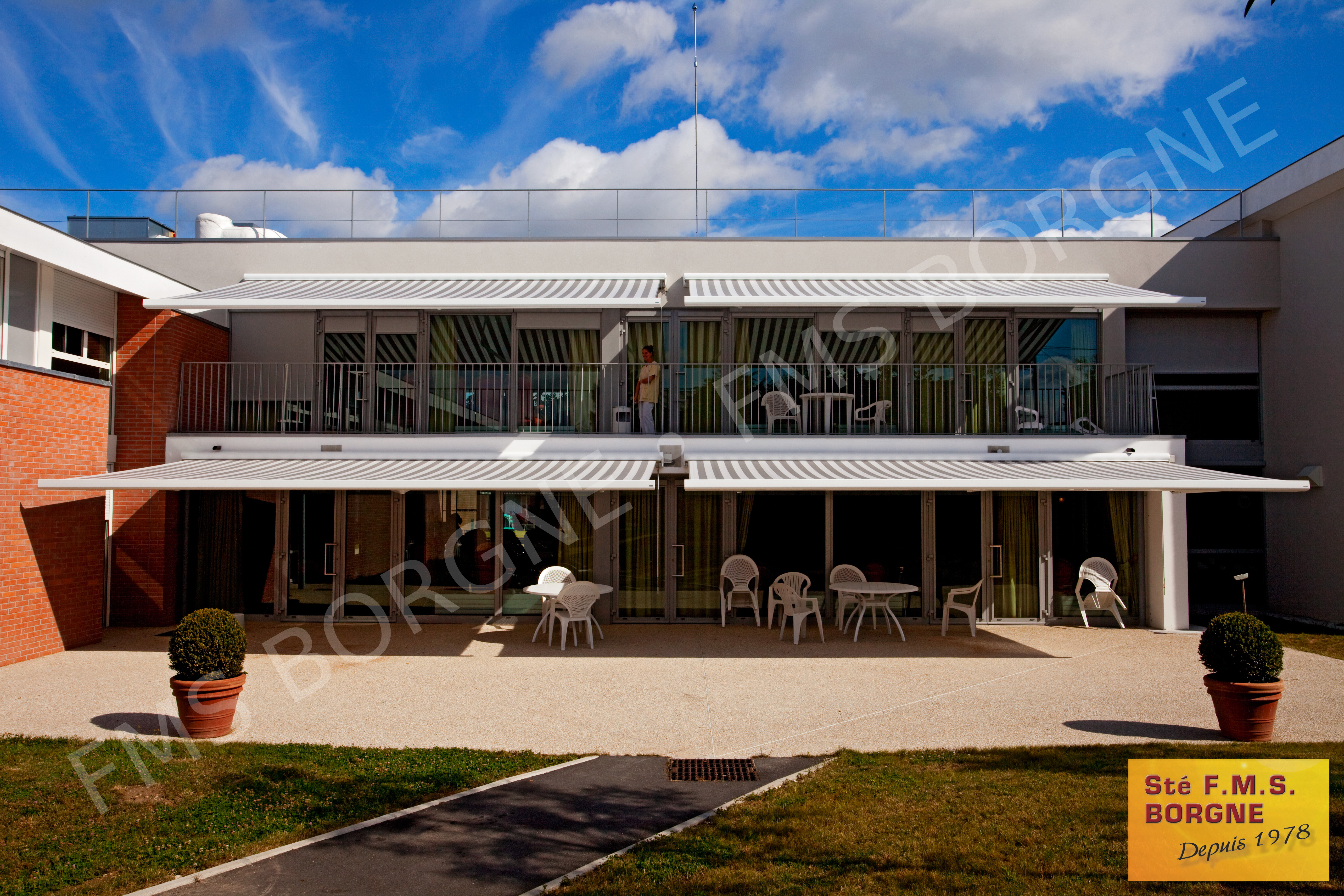 STORES-BANNE-POUR-LES-PROSFESSIONNELS-0010