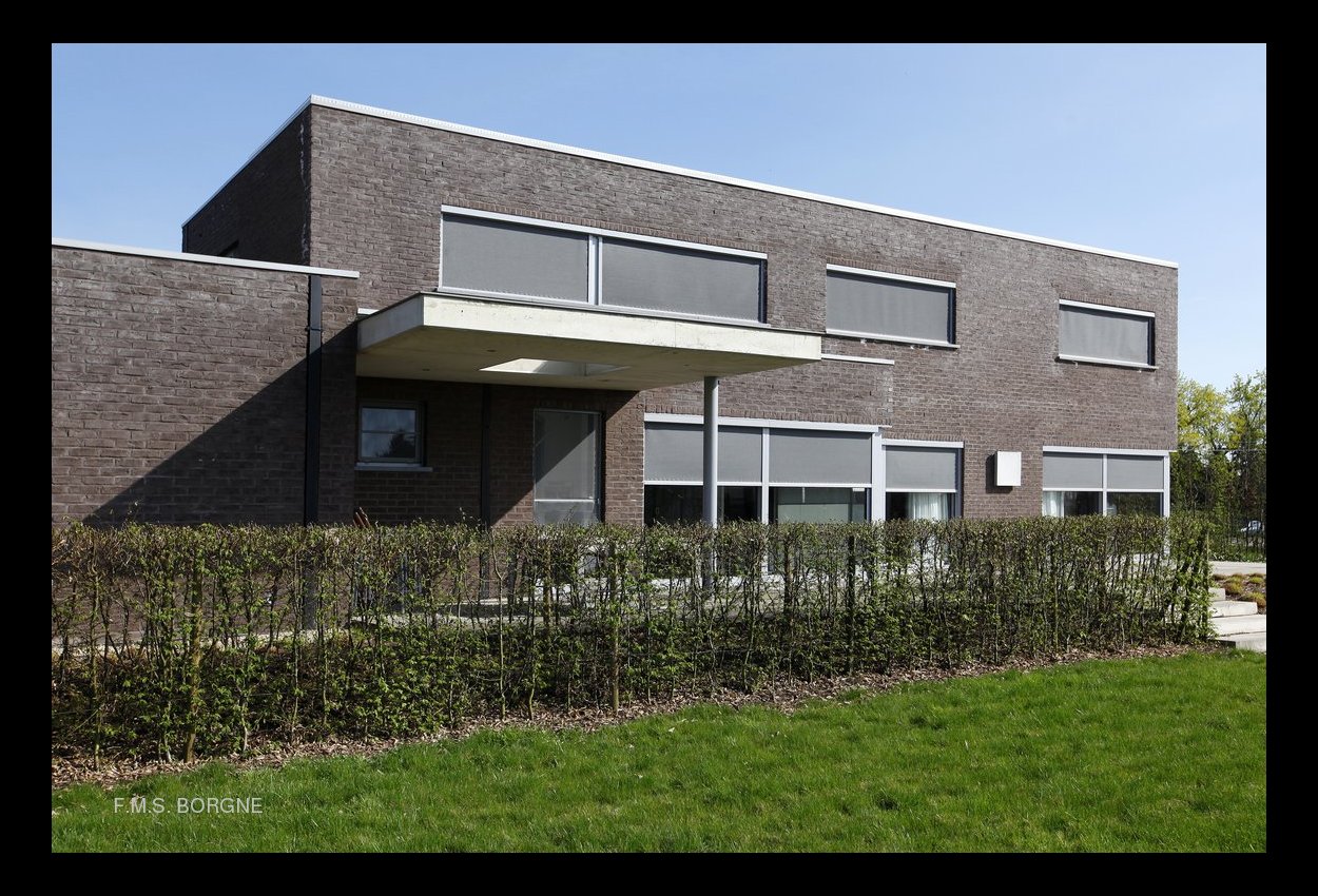 STORES-VERTICAUX-0002