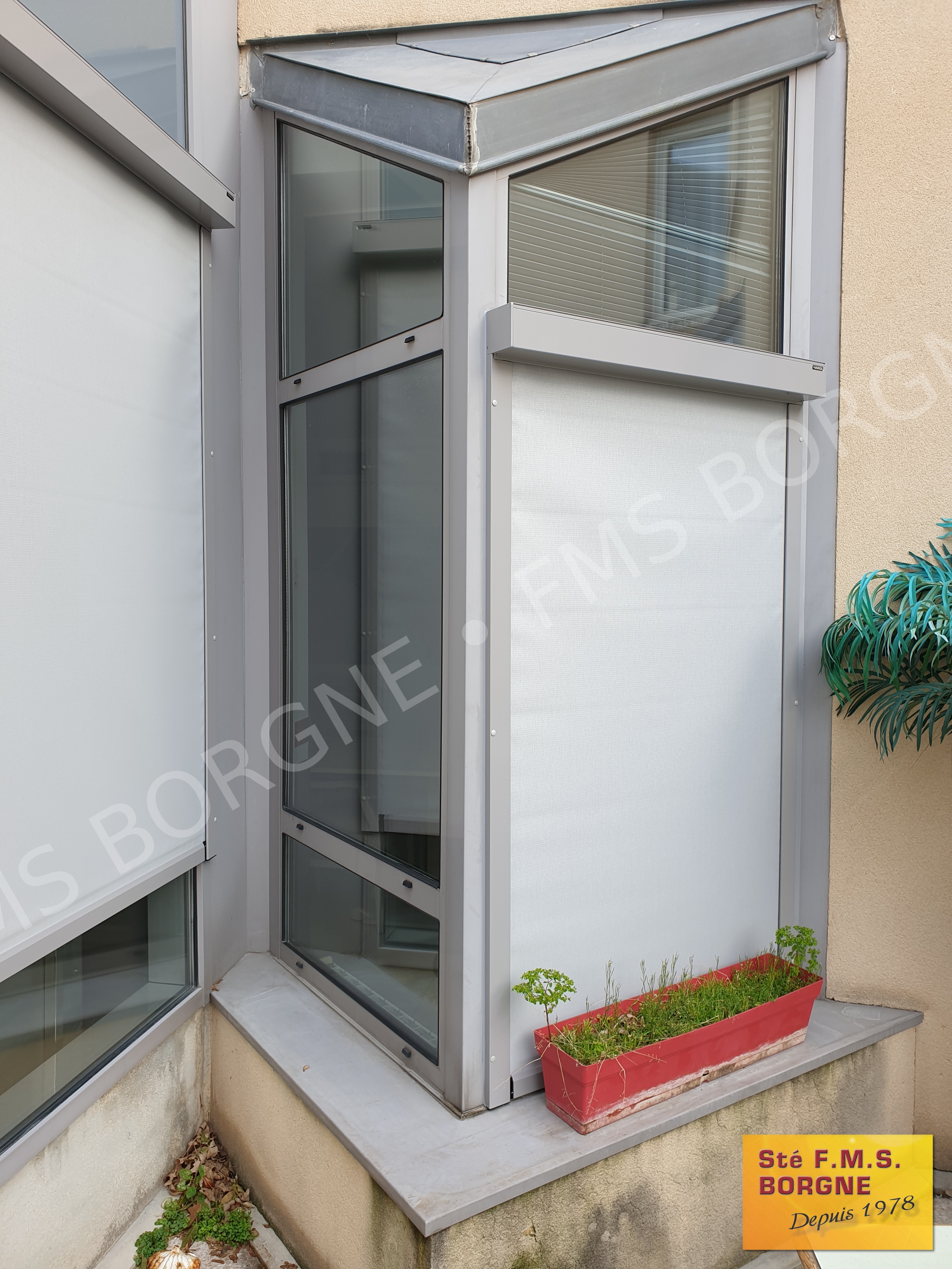 STORES-VERTICAUX-0004