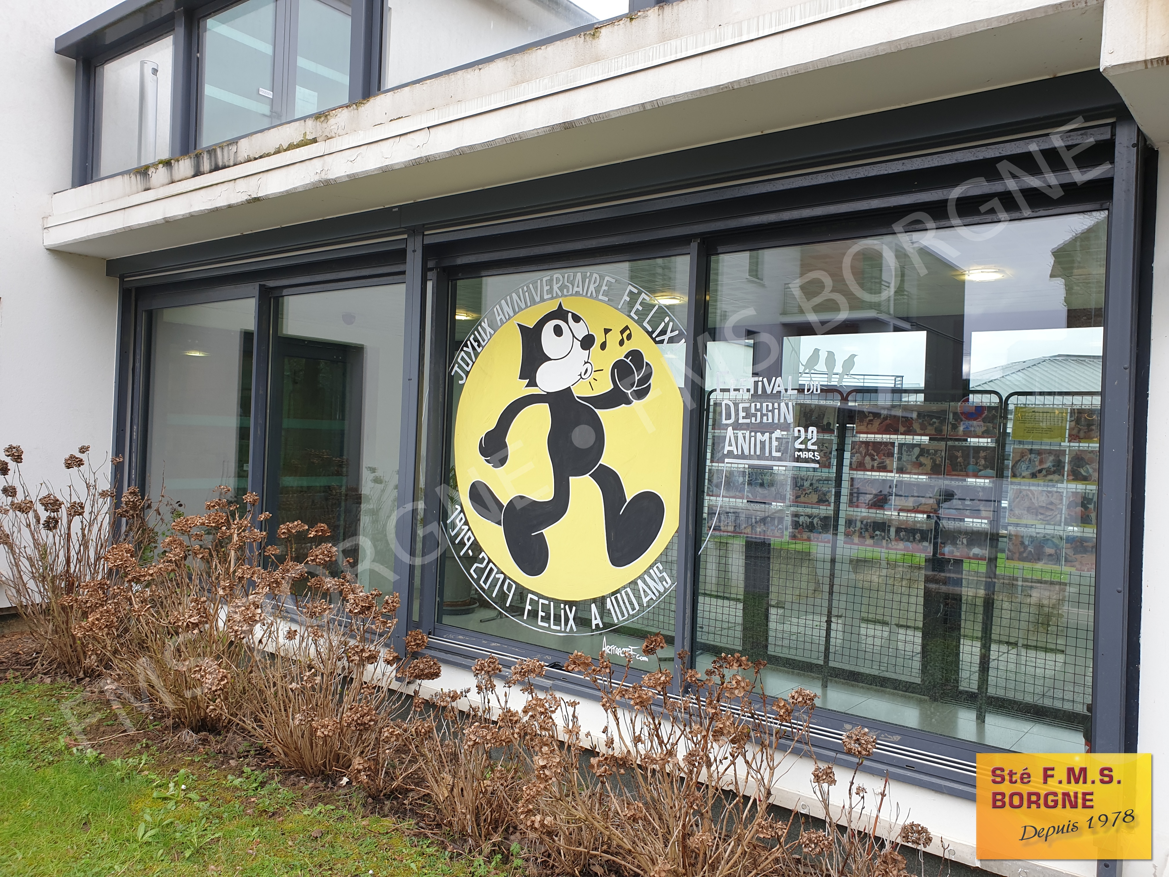 STORES-VERTICAUX-0009