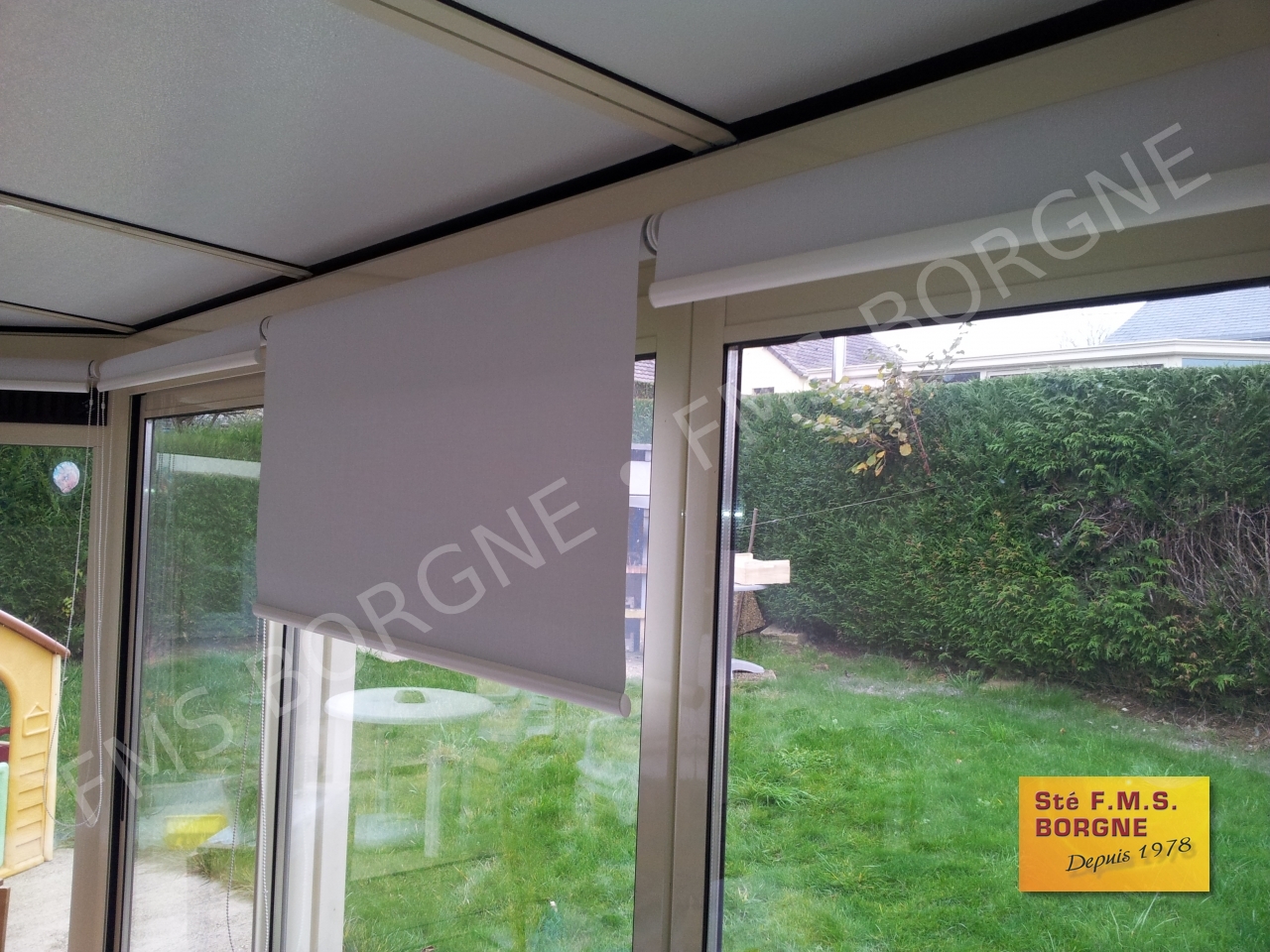 STORES-INTERIEURS-A-ENROULEMENT-0001