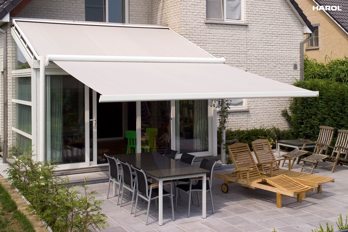 STORES-EXTERIEUR-EN-TOILE-0002